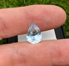 5,90 ct. d'aigue-marine, pierre naturelle, taille poire, Madagascar. Excellente coupe .