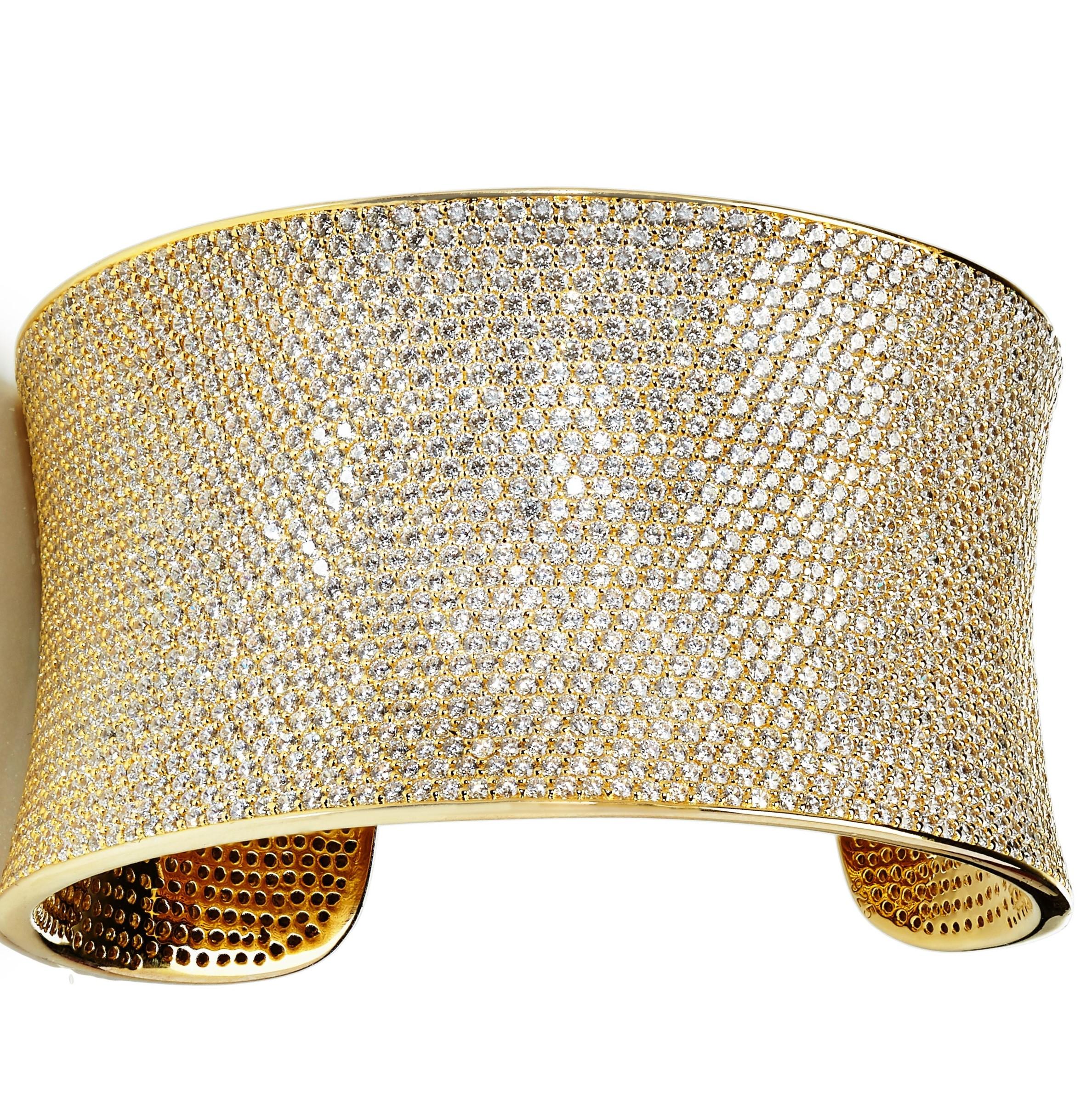 Bracelet manchette de mariage en or jaune 14 carats plaqué or massif avec zirconia cubique de 59 carats Pour femmes en vente