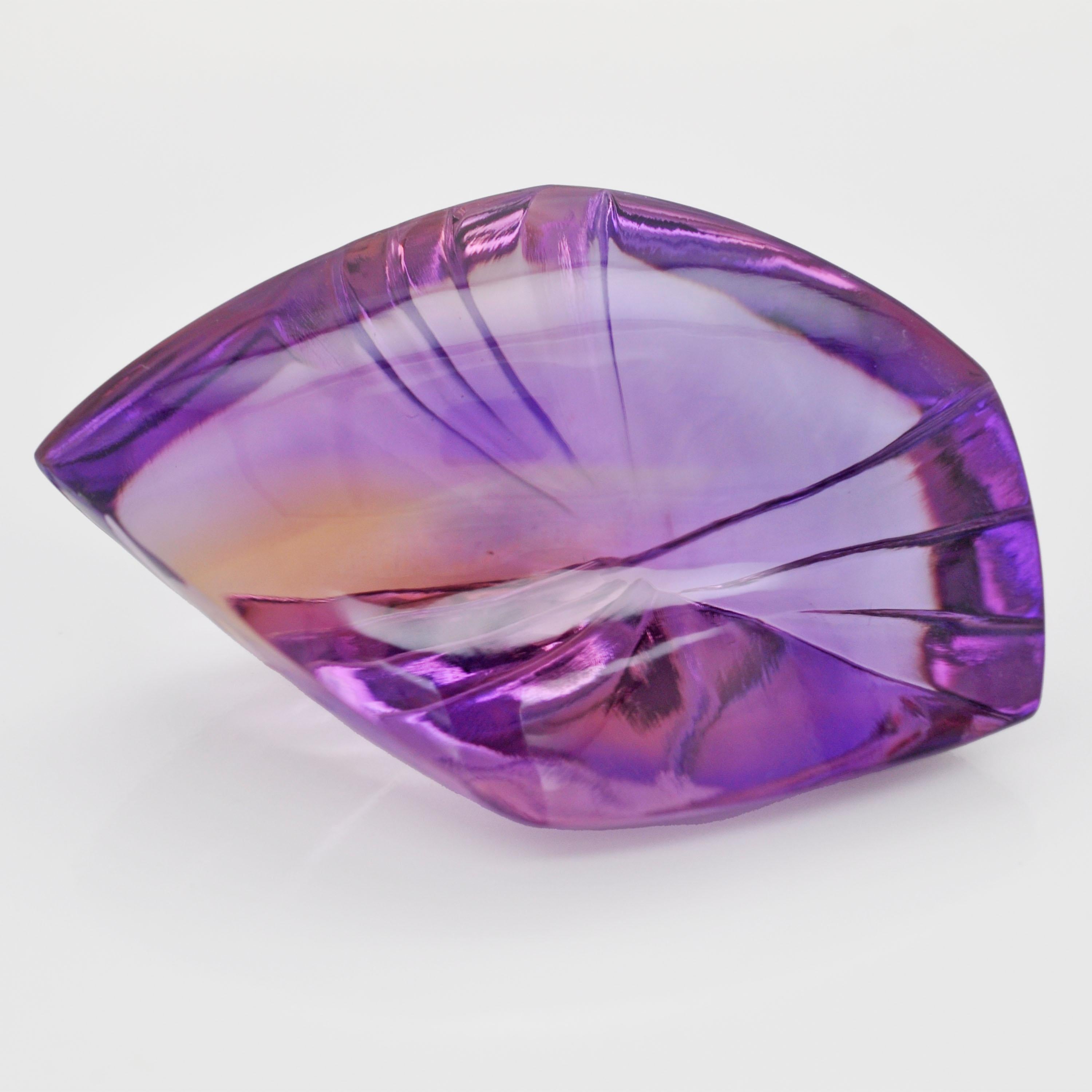 59,07 Karat bolivianische Fancy Handgeschnittene Ametrine-Edelsteine-Anhänger-Brosche (Zeitgenössisch) im Angebot