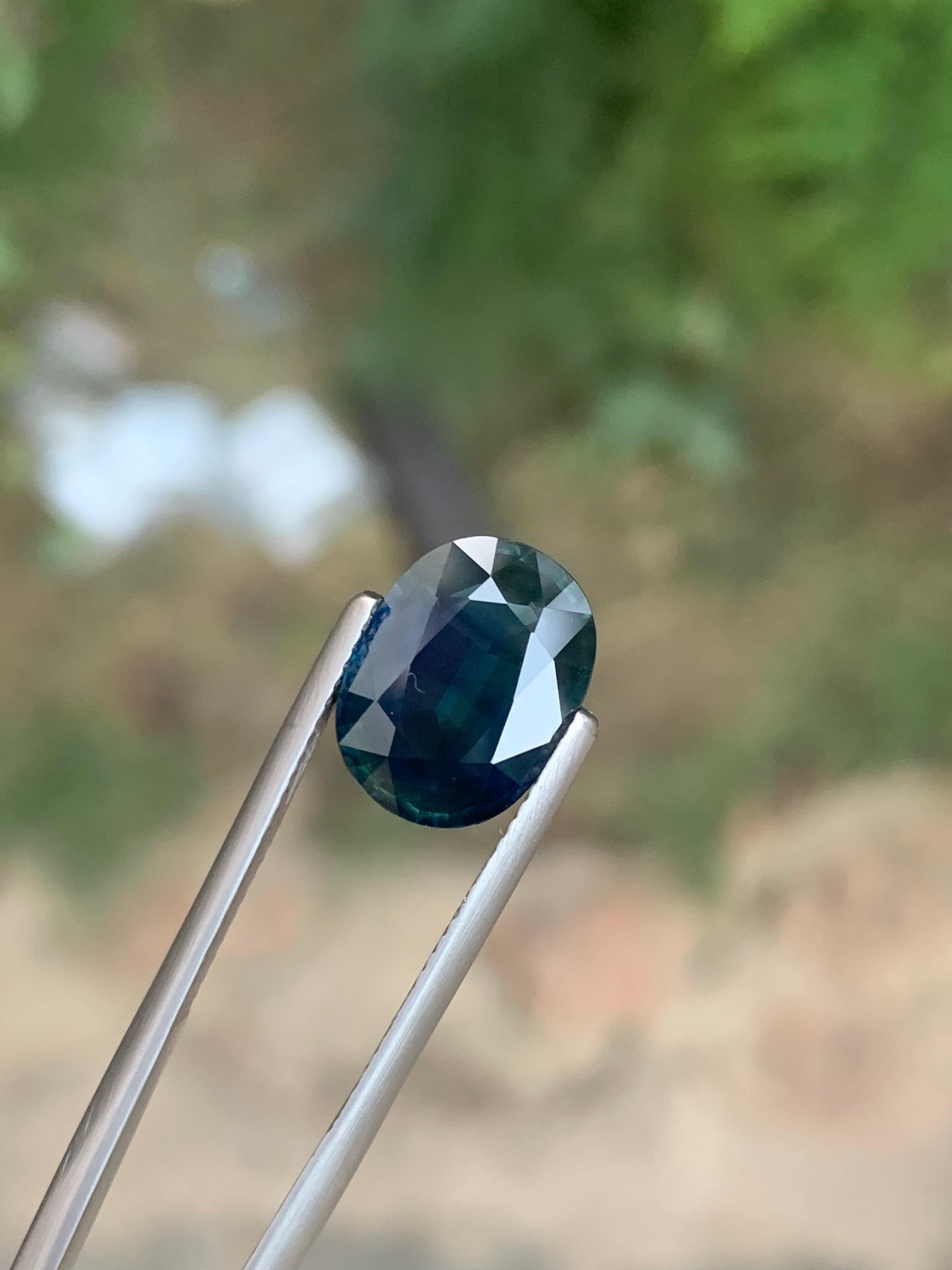 5,91 Karat Natürlicher loser grünlich blauer Saphir aus Madagaskar, Afrika (Kissenschliff) im Angebot