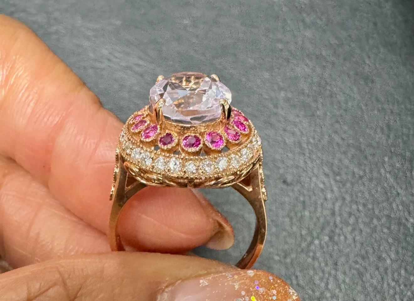 Bague cocktail en or rose avec saphir rose, kunzite et diamant de 5,92 carats Pour femmes en vente