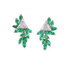 5.92 Carat Trillion Cut Diamond Green Emerald Leaf 18k Yellow Gold Earrings