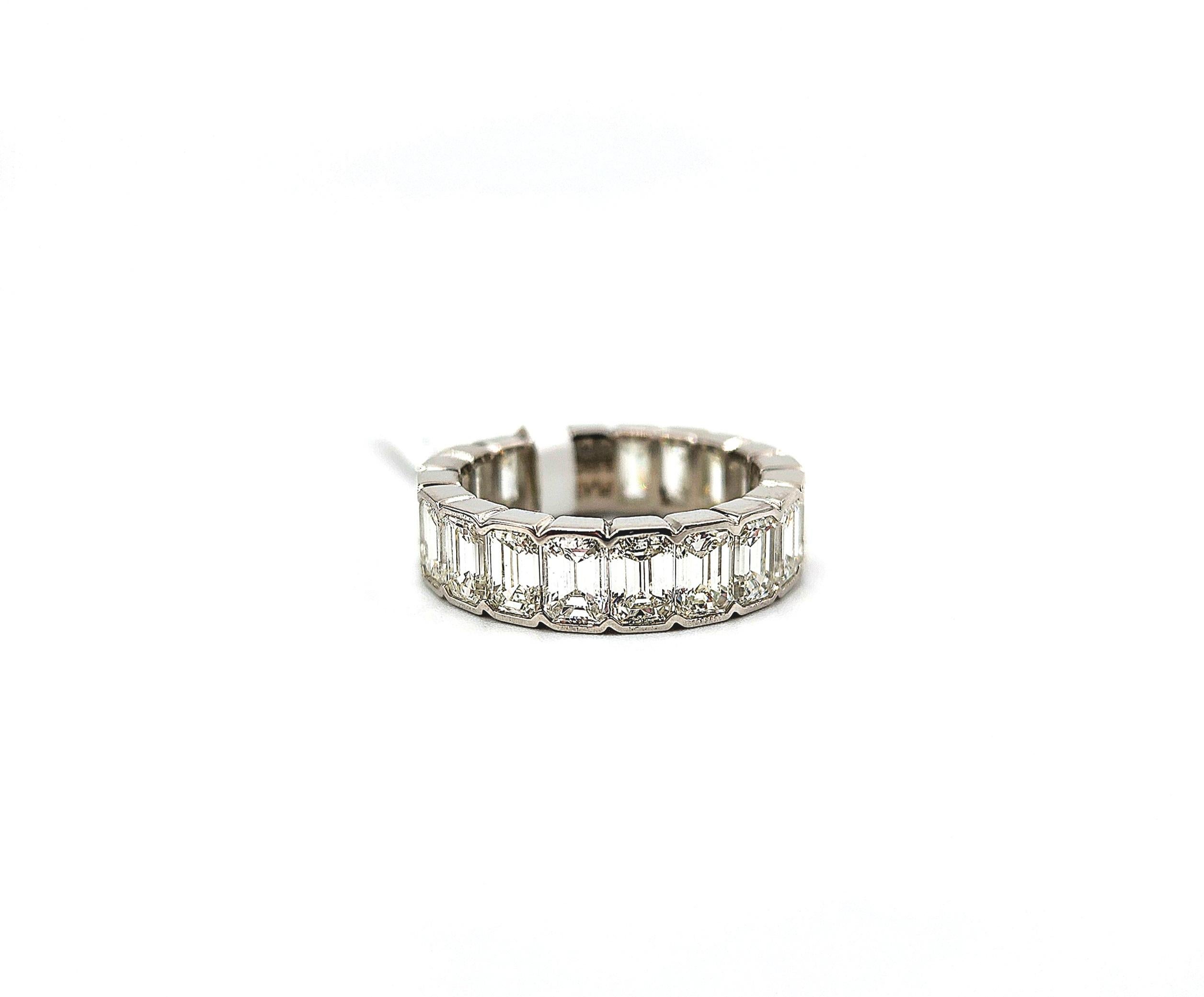 5.93 ct Bezel Set Emerald Cut Eternity Ring For Sale 3