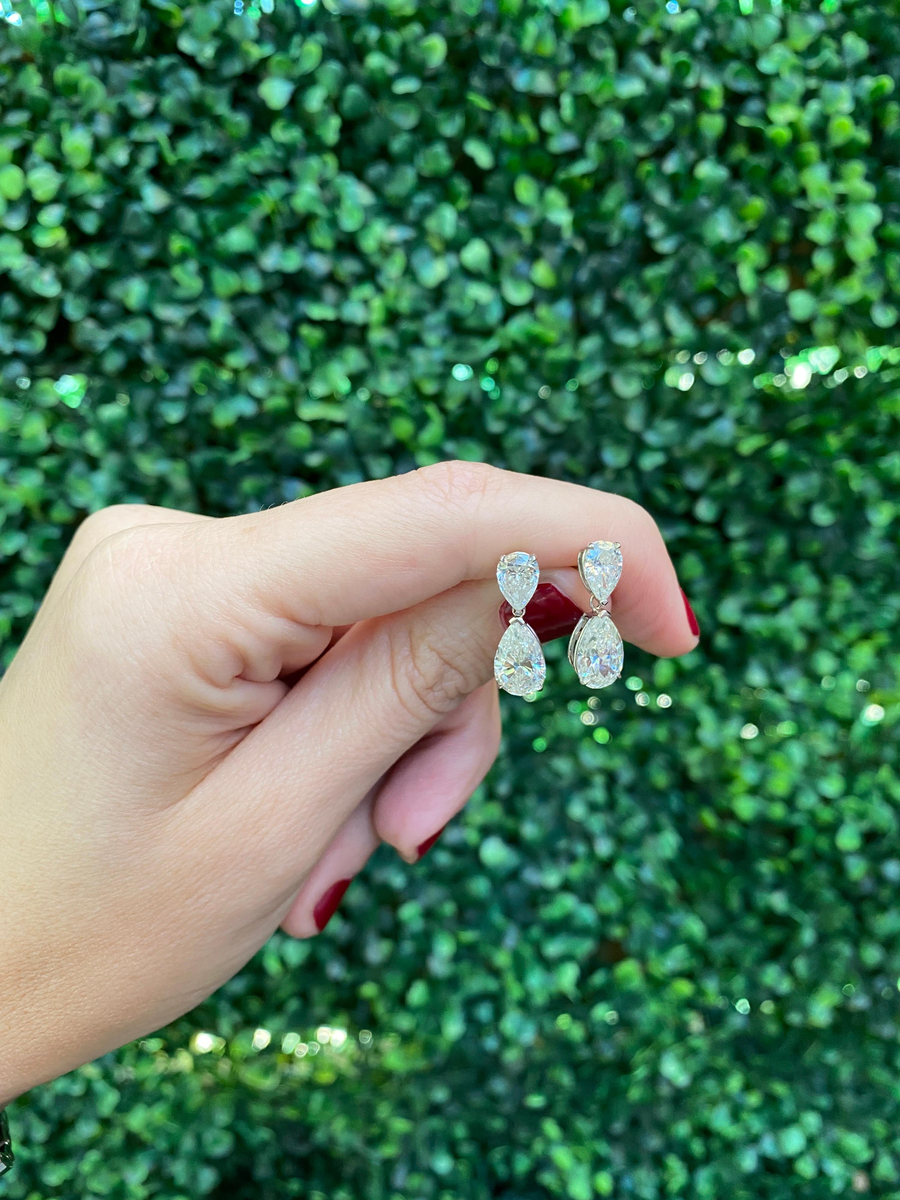 Orecchini a goccia con diamanti a forma di pera da 5,93 ct, oro bianco 14k I-J I1-SI2 In condizioni Nuovo in vendita a Houston, TX