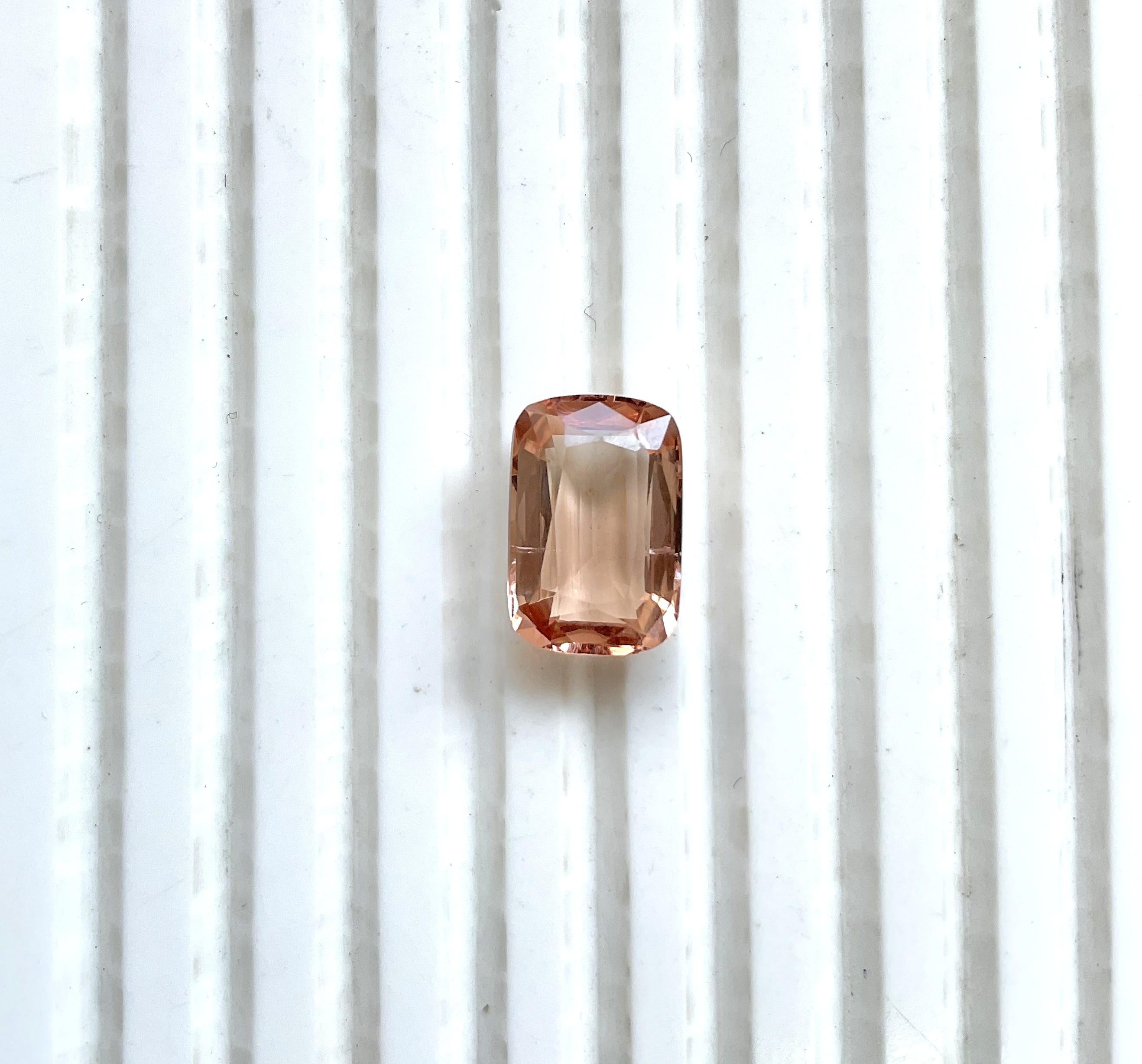Cushion Cut 5.94 Carat Peach Tourmaline Cushion Faceted Cut Stone For Jewelry Natural Gem For Sale