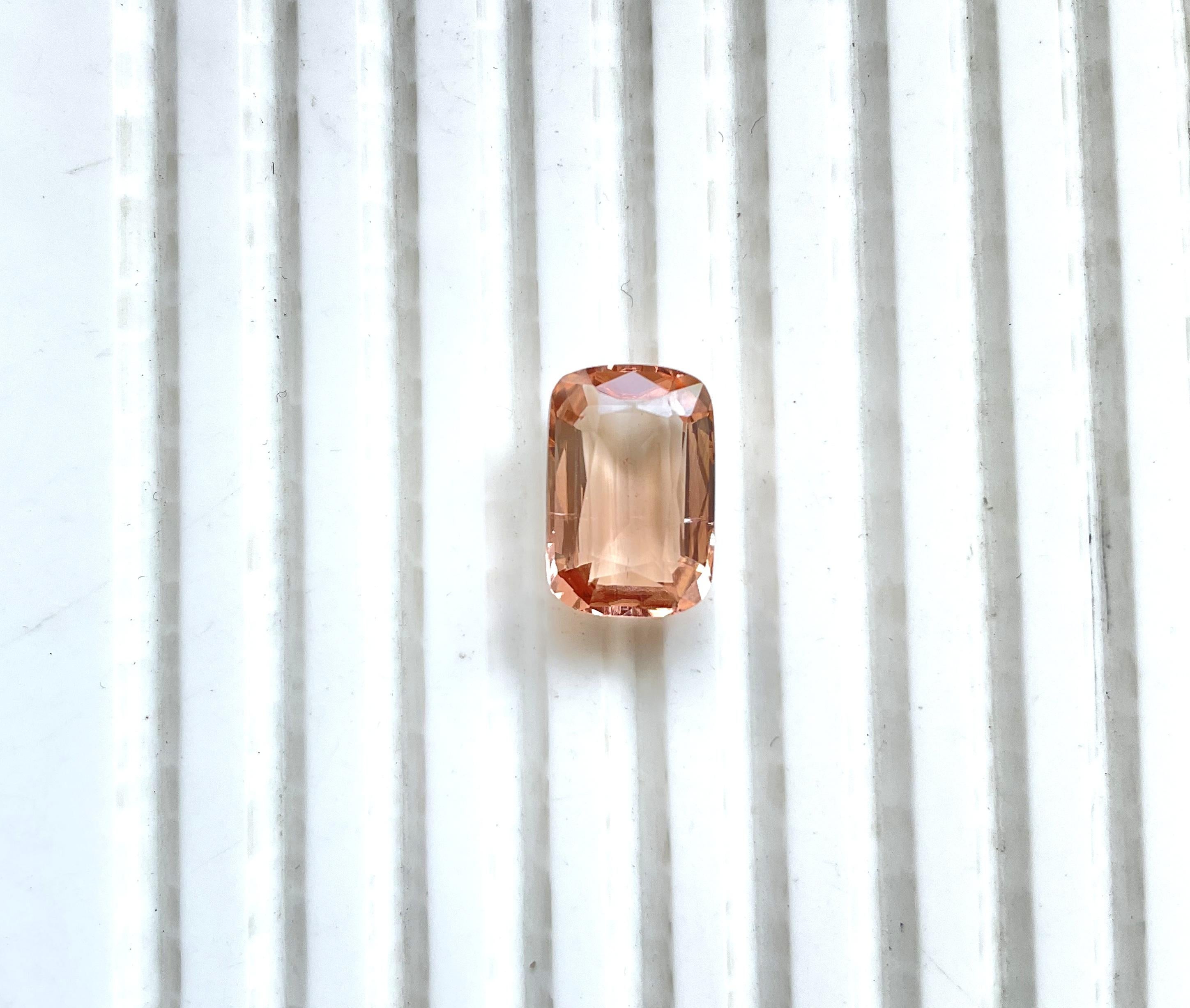 5.94 Carat Peach Tourmaline Cushion Faceted Cut Stone For Jewelry Natural Gem In New Condition For Sale In Jaipur, RJ