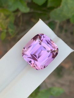 59,45 quilates de Kunzita natural suelta talla cojín