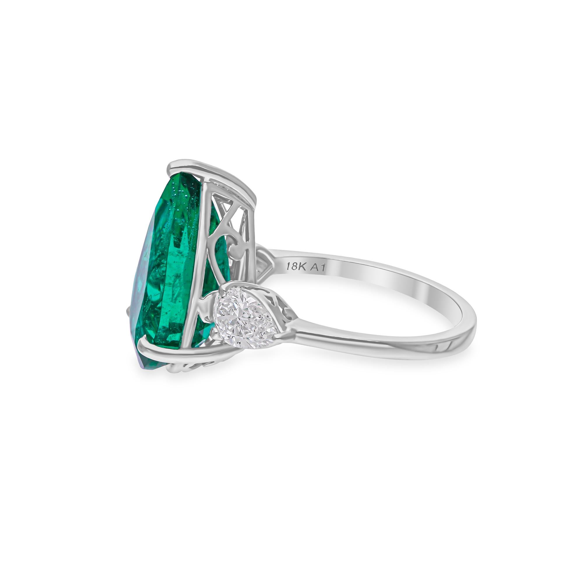 Cast from 14-karat gold, these exquisite ring is handset with 5.95 carats green gemstone and 1.08 carats of sparkling diamonds.

FOLLOW SPECTRUM JEWELS storefront to view the latest collection & exclusive pieces. Spectrum Jewels is proudly rated as