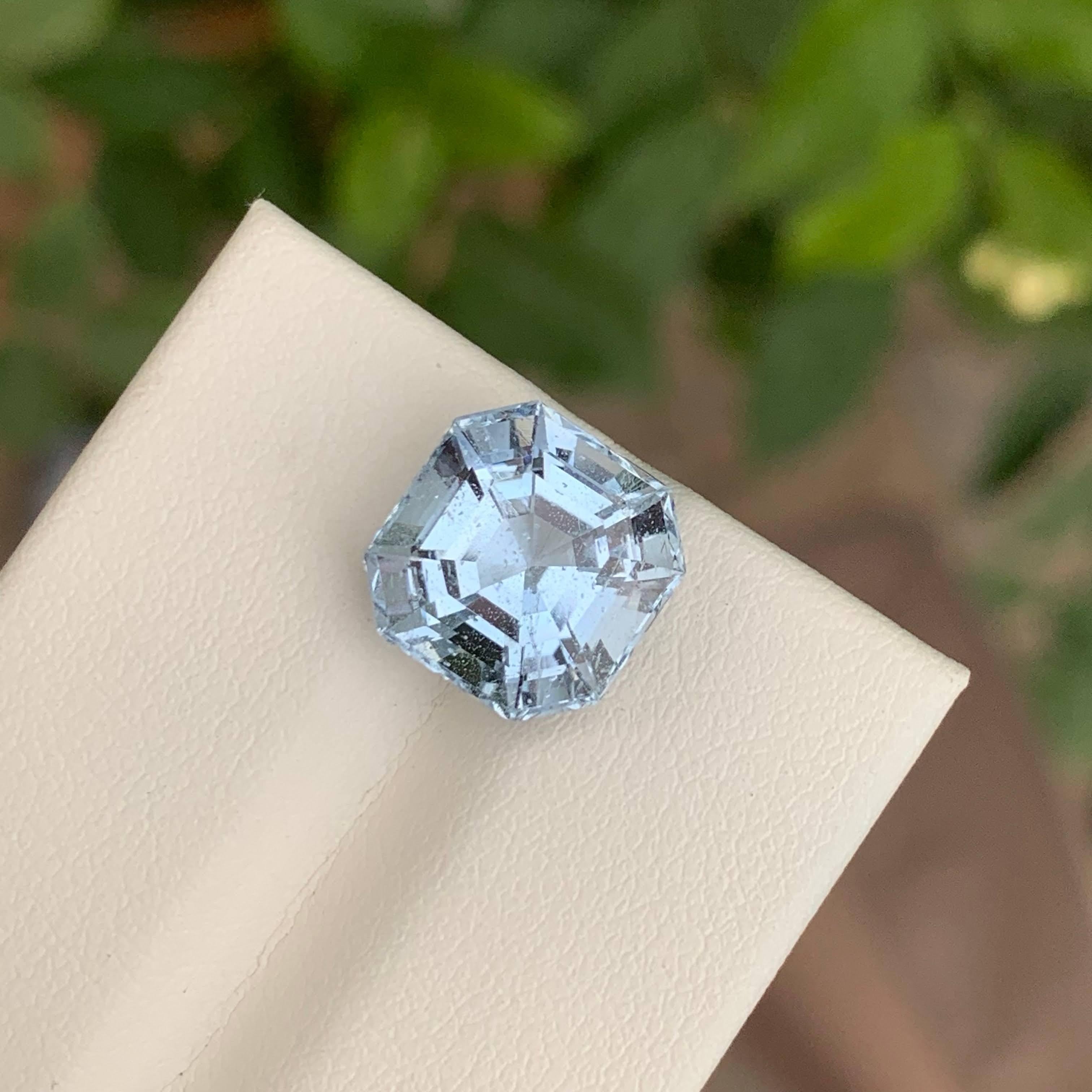 Taglio Asscher 5.95 Carat Loose Aquamarine Goshenite Asscher Cut Natural Pakistani Gemstone in vendita