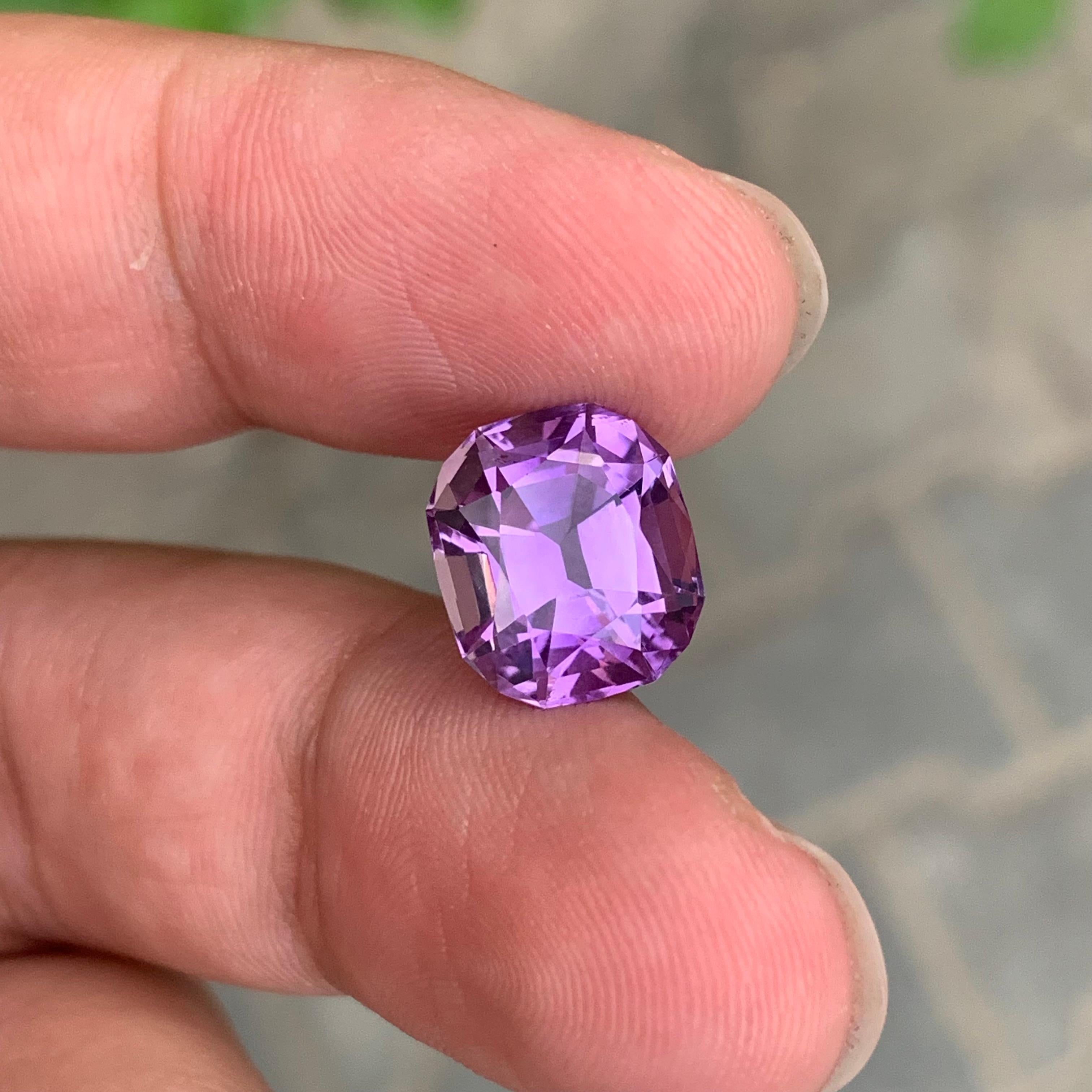Taille coussin 5.95 Carat Natural Loose Amethyst Cushion Shape Gemstone (Améthyste en vrac en forme de coussin) en vente
