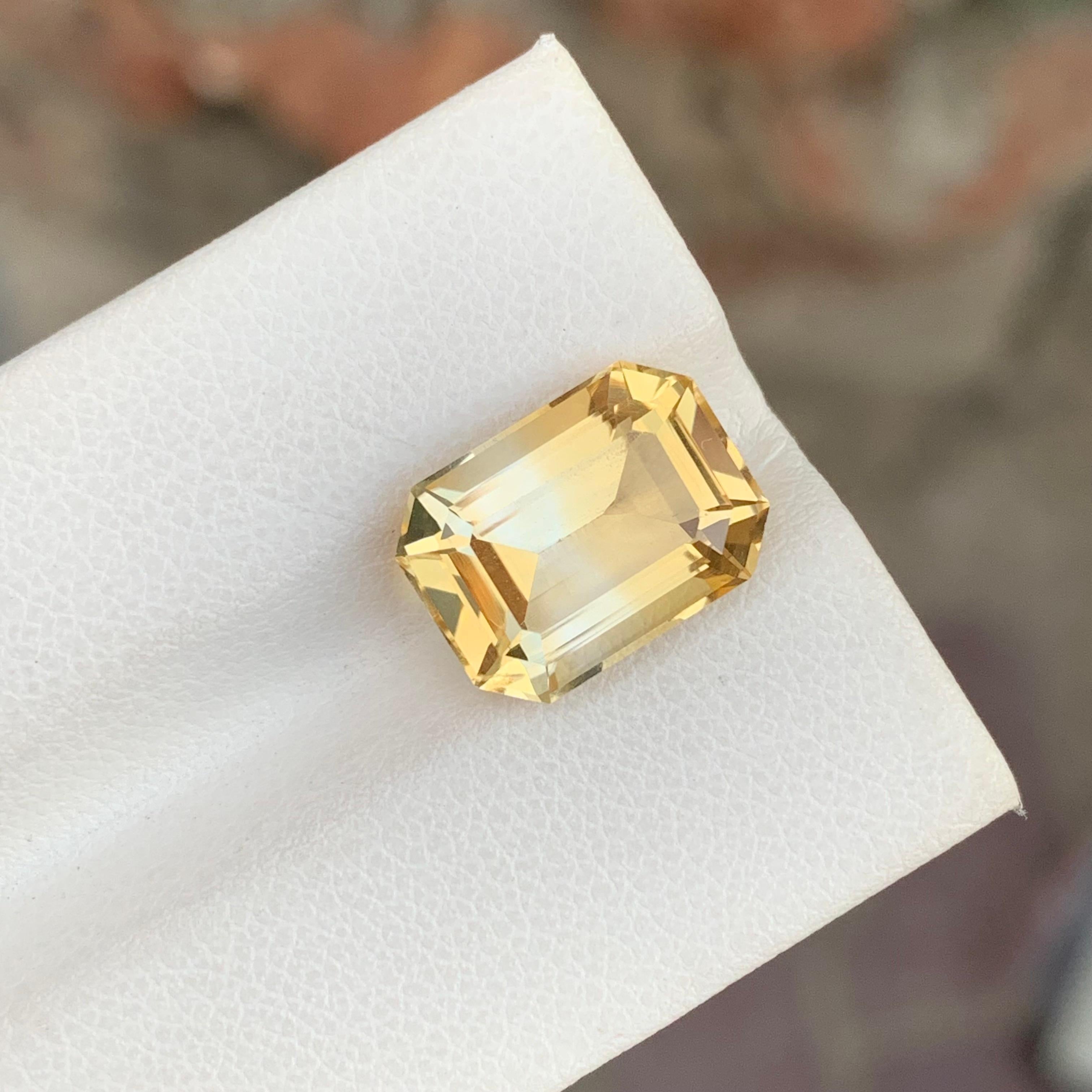 5,95 Karat Natürliche Lose Bi Farbe Citrin Smaragd Form Edelstein im Zustand „Neu“ im Angebot in Peshawar, PK
