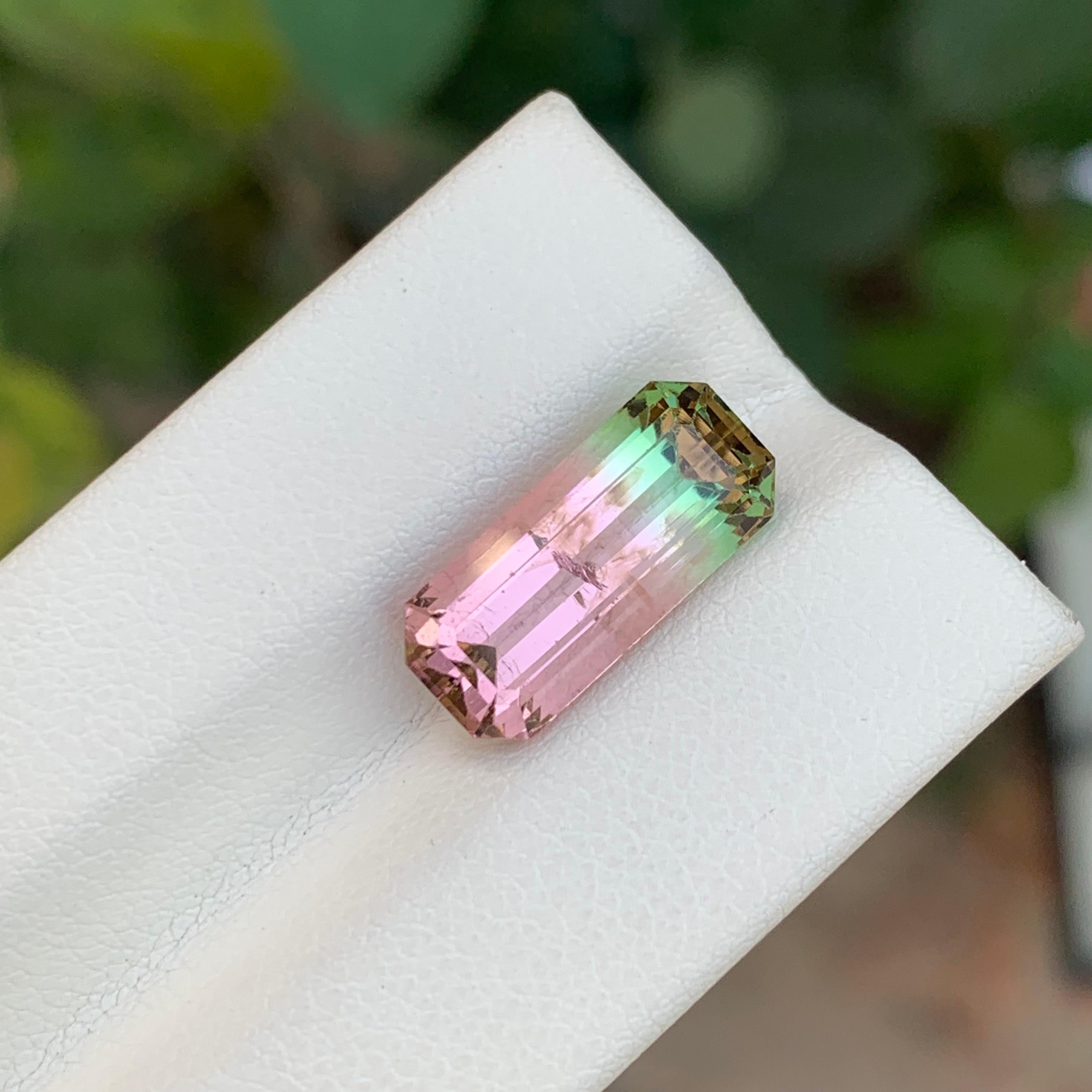 5.95 Karat natürlicher loser zweifarbiger Turmalin in Smaragdform Edelstein im Angebot 5