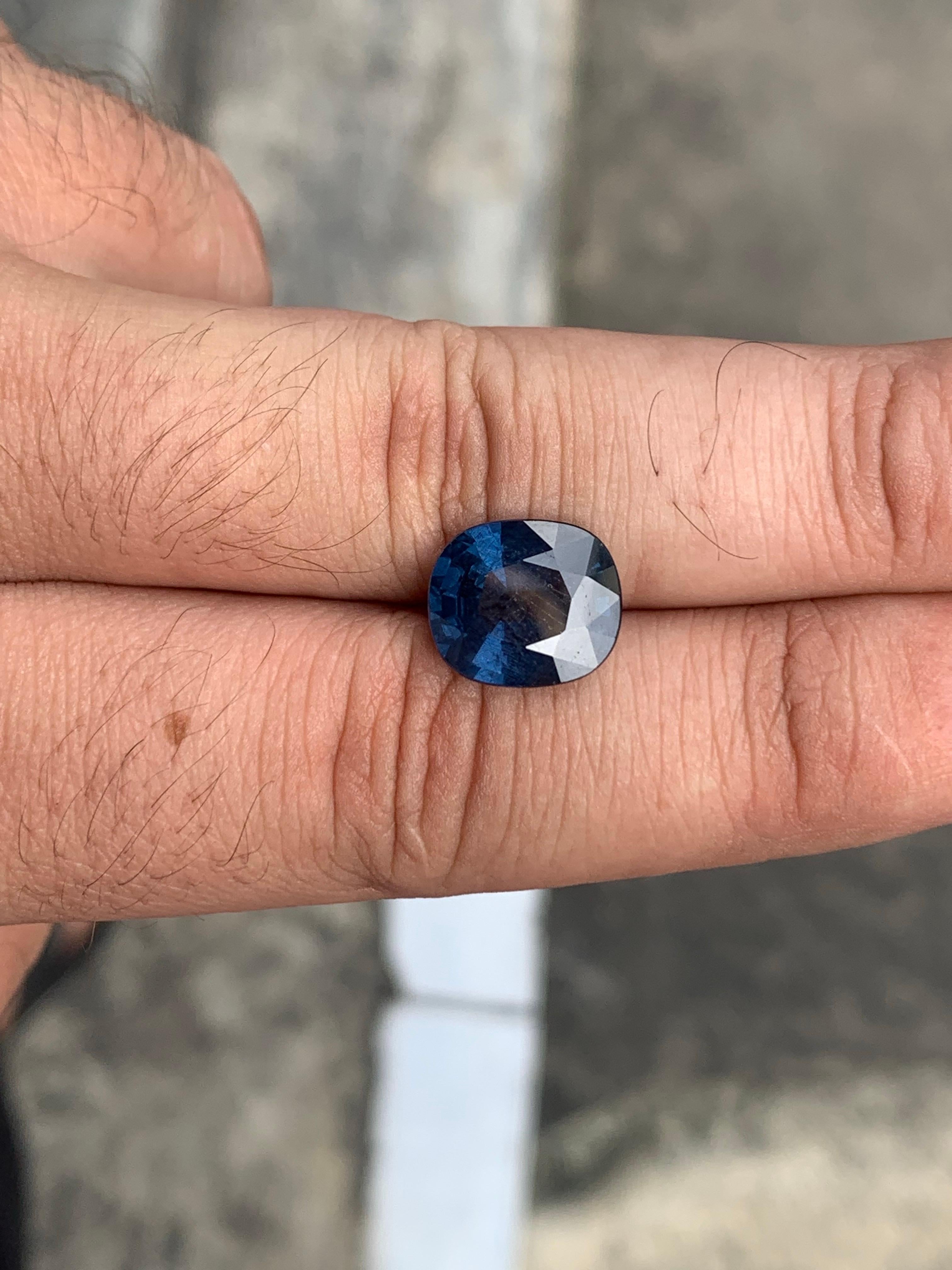 5,95 Carati Nature Spinello sciolto con cambio di colore Gemma della Tanzania in vendita 5