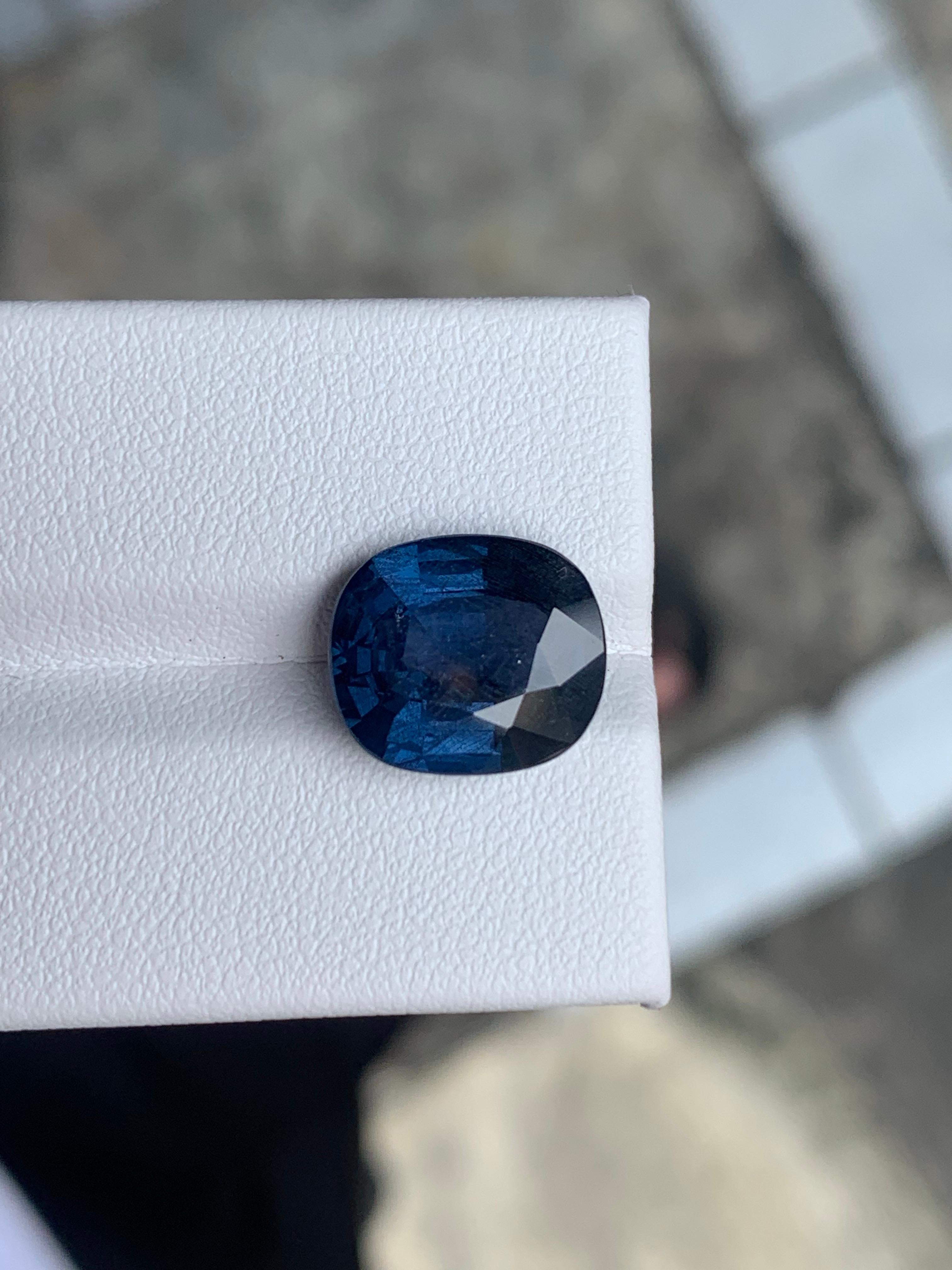 5,95 Carati Nature Spinello sciolto con cambio di colore Gemma della Tanzania in vendita 2