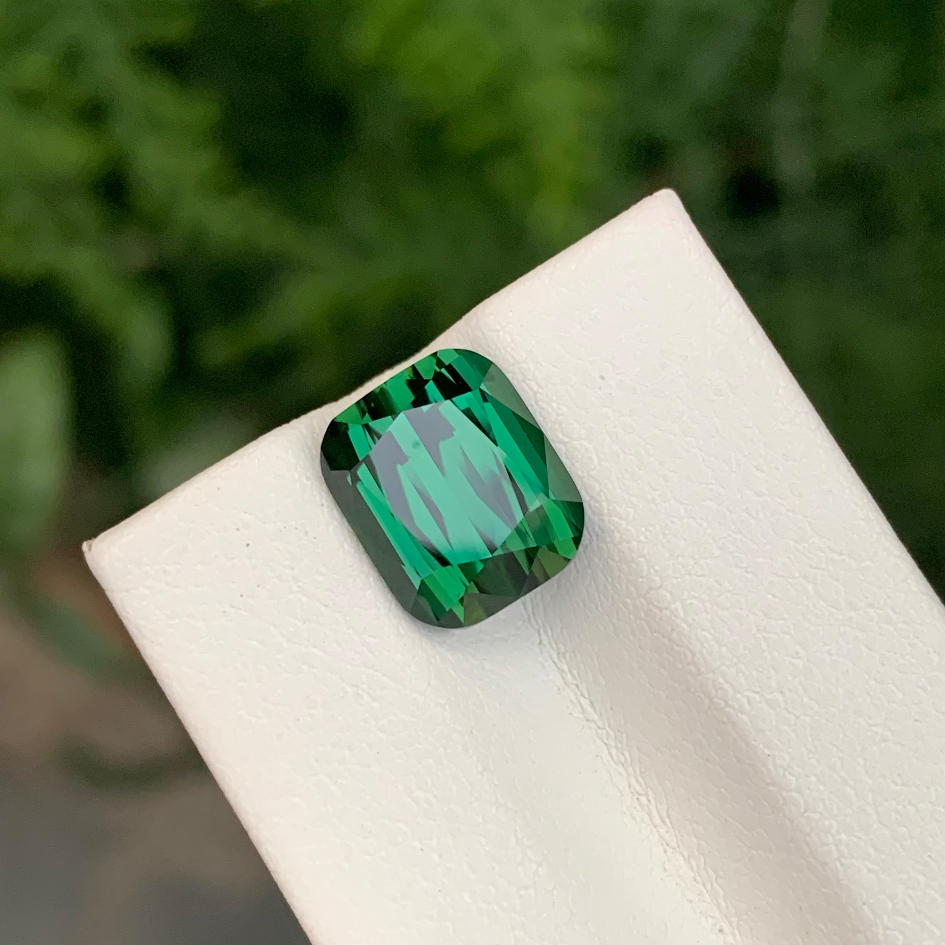 Taille coussin 5.95 Carat Natural Loose Green Tourmaline Cushion Shape Gem en vente