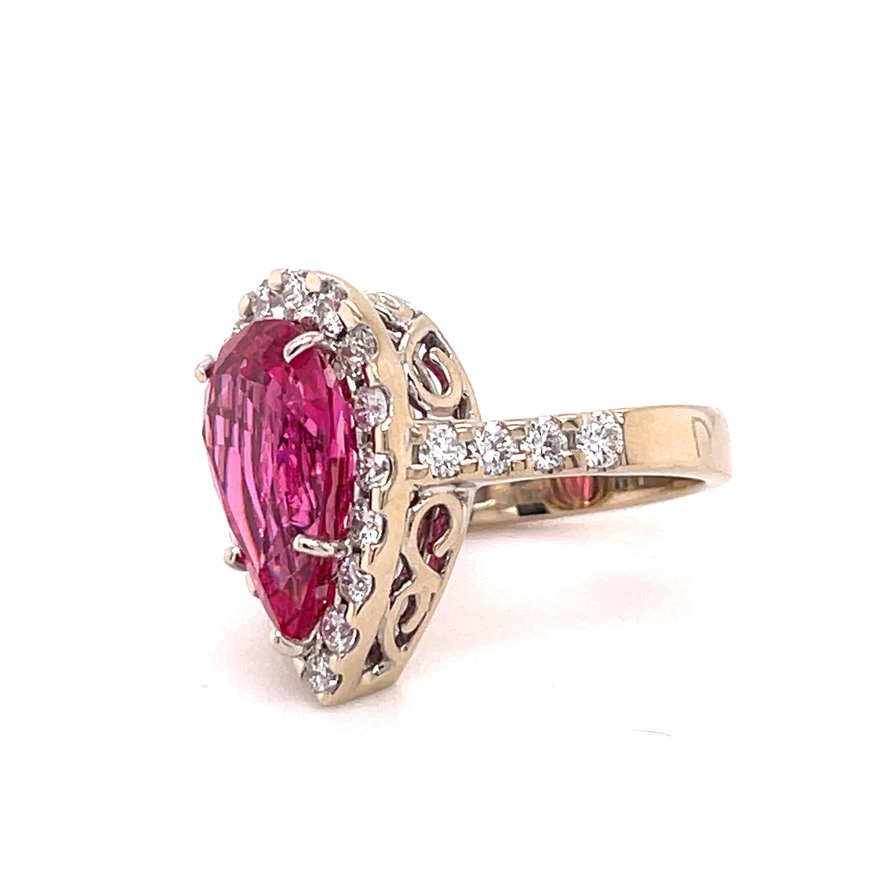5.95 Carat Pink Spinel Diamond Gold Ring In New Condition For Sale In Tucson, AZ