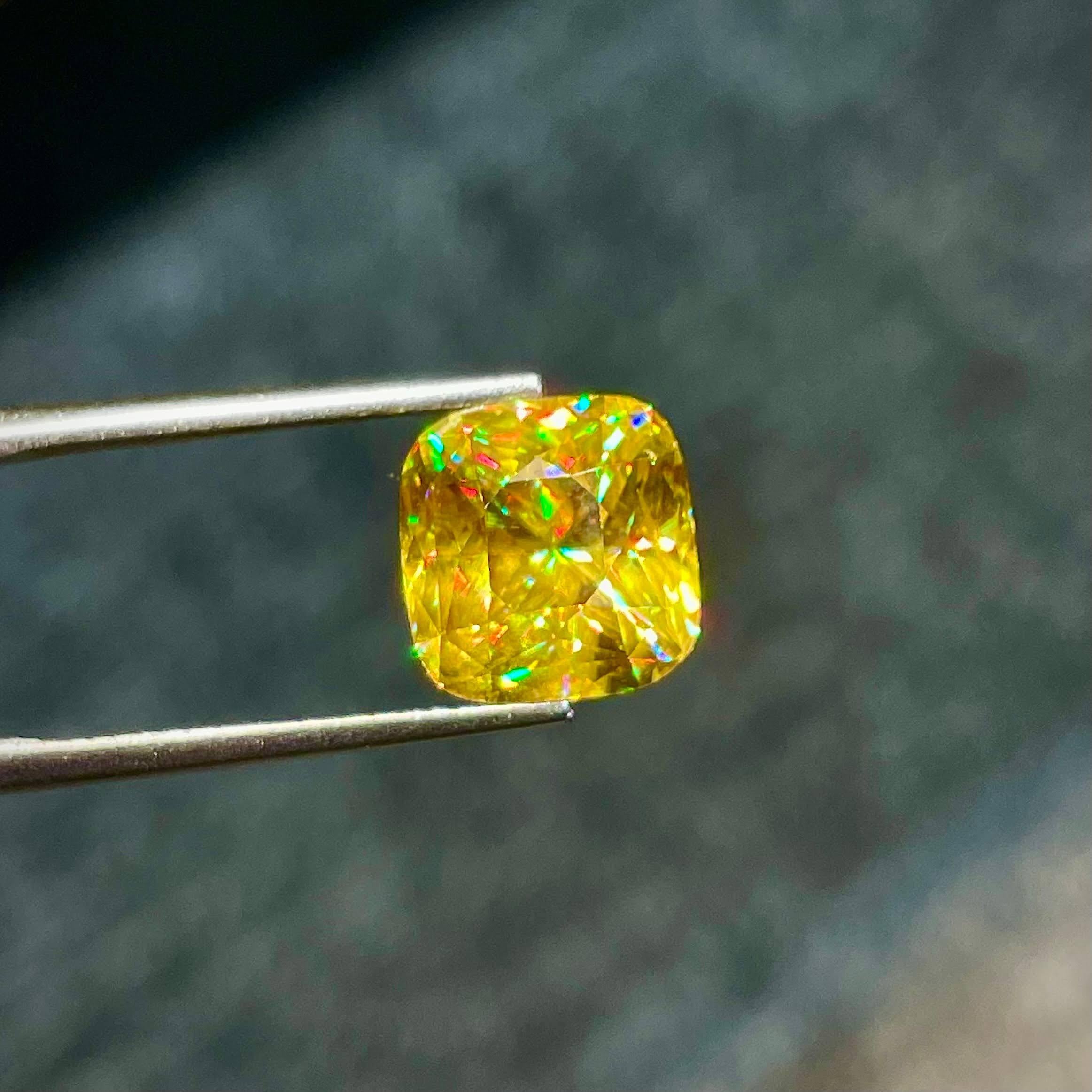 Modern 5.95 carats Loose Yellow Sphene Stone Fancy Cushion cut Madagascar's Gemstone