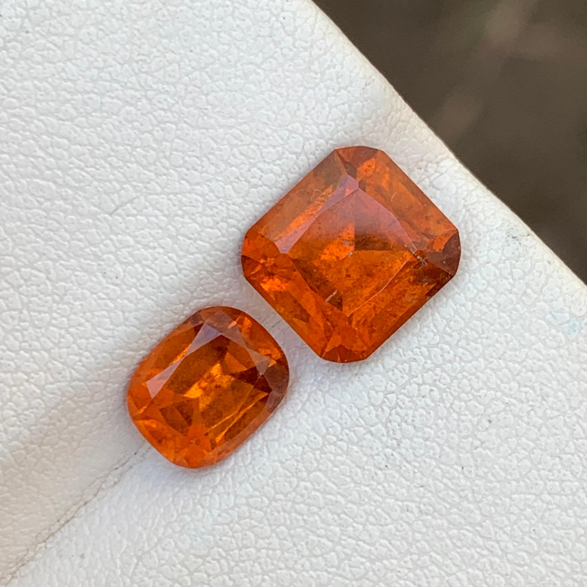 Anglo-indien 5.95 Carats Natural Loose Hessonite Garnet 2 Pieces For Ring Jewelry Making  en vente
