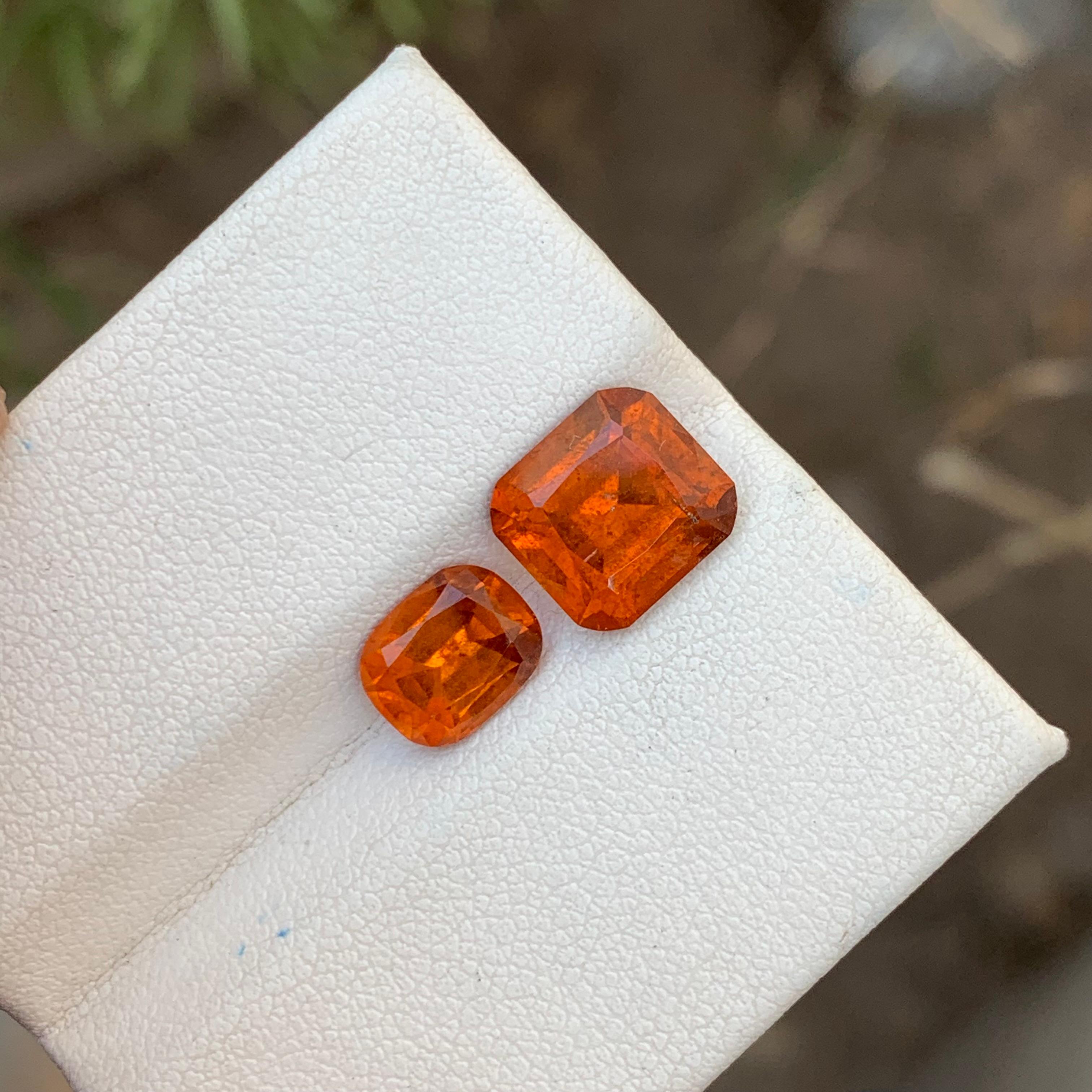 Antique Cushion Cut 5.95 Carats Natural Loose Hessonite Garnet 2 Pieces For Ring Jewelry Making  For Sale