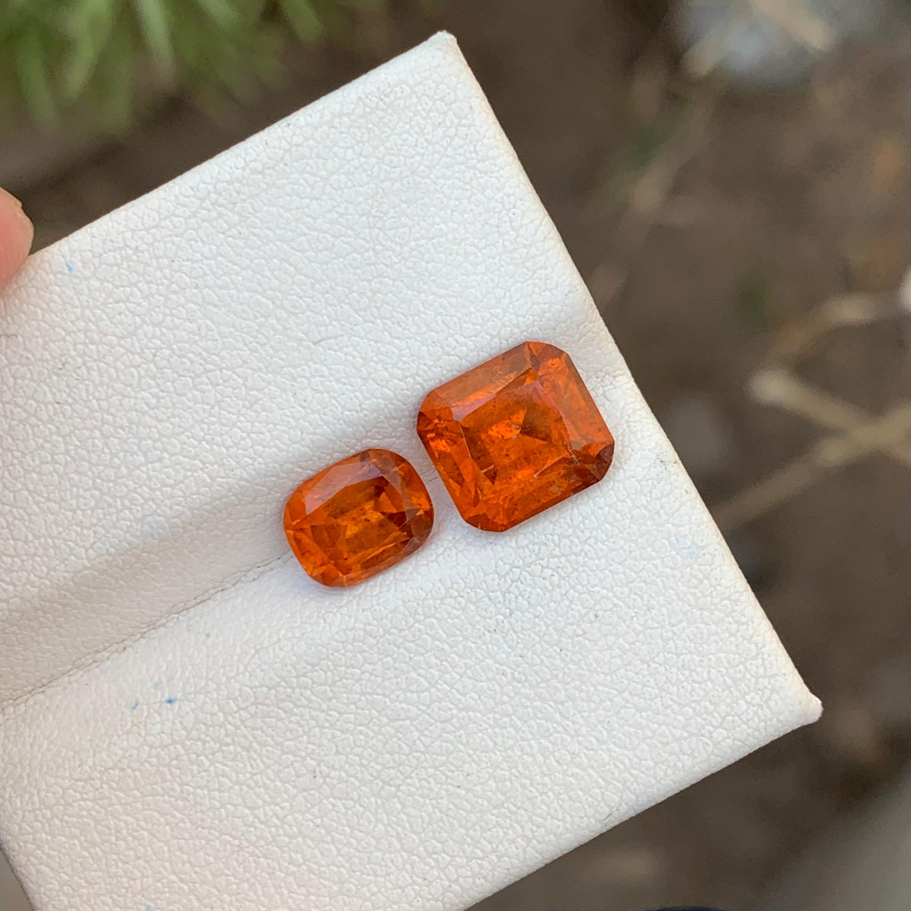 5.95 Carats Natural Loose Hessonite Garnet 2 Pieces For Ring Jewelry Making  For Sale 3
