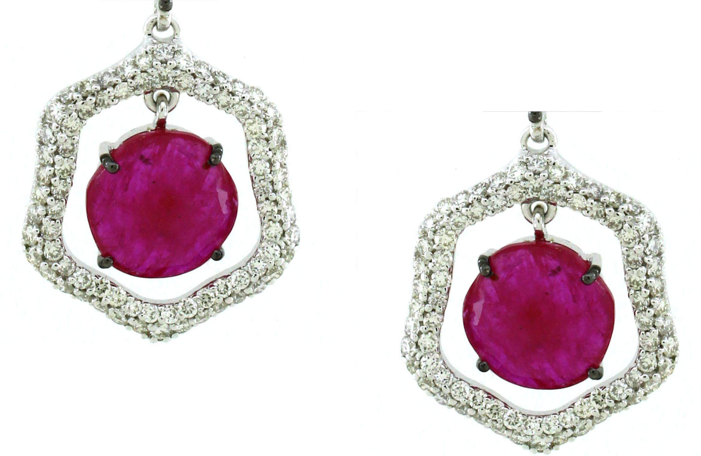 Round Cut 5.95 carats of Ruby Drop Earrings For Sale