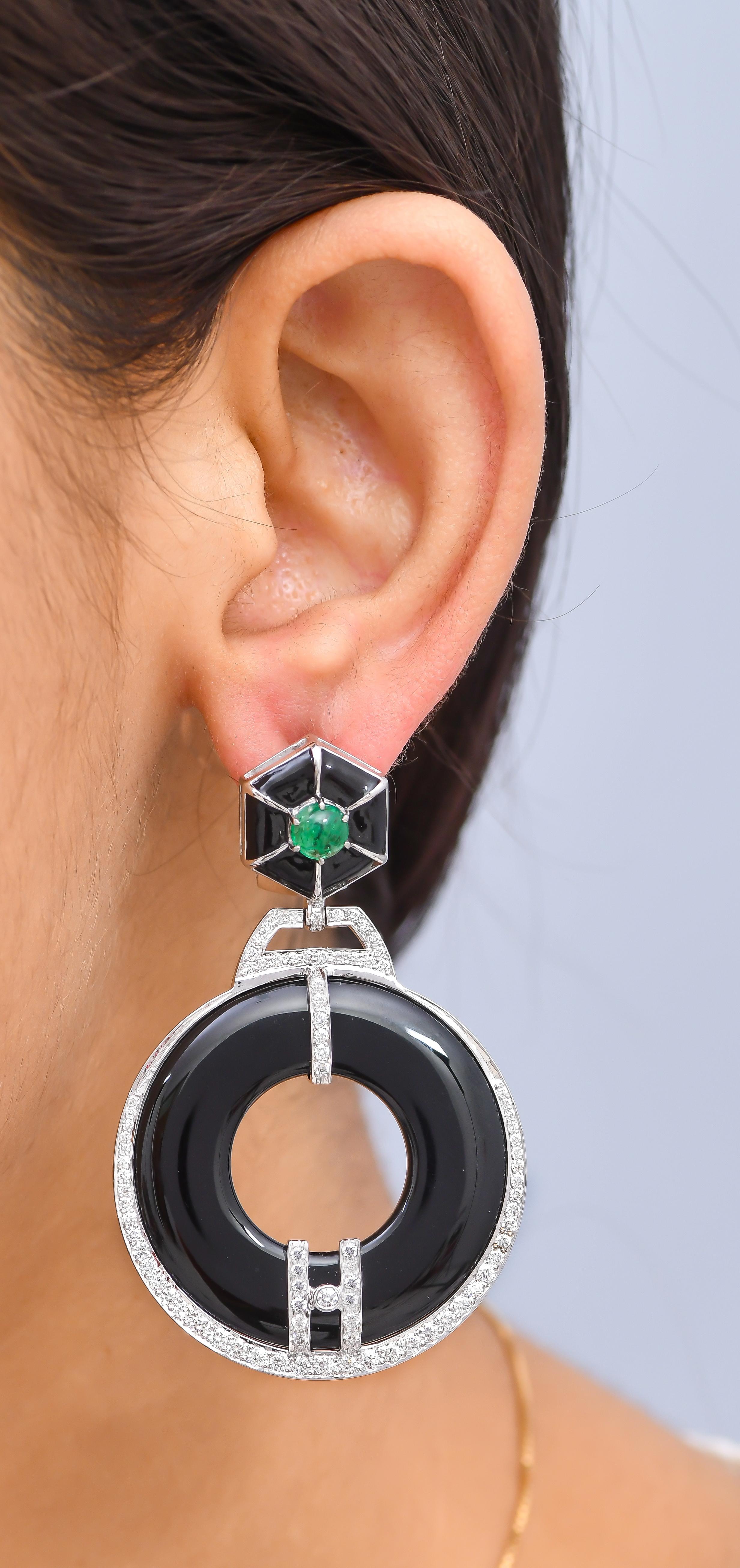 Cabochon 59.55 Carat Black Onyx Emerald and Diamonds 18 Karat White Gold Earring For Sale