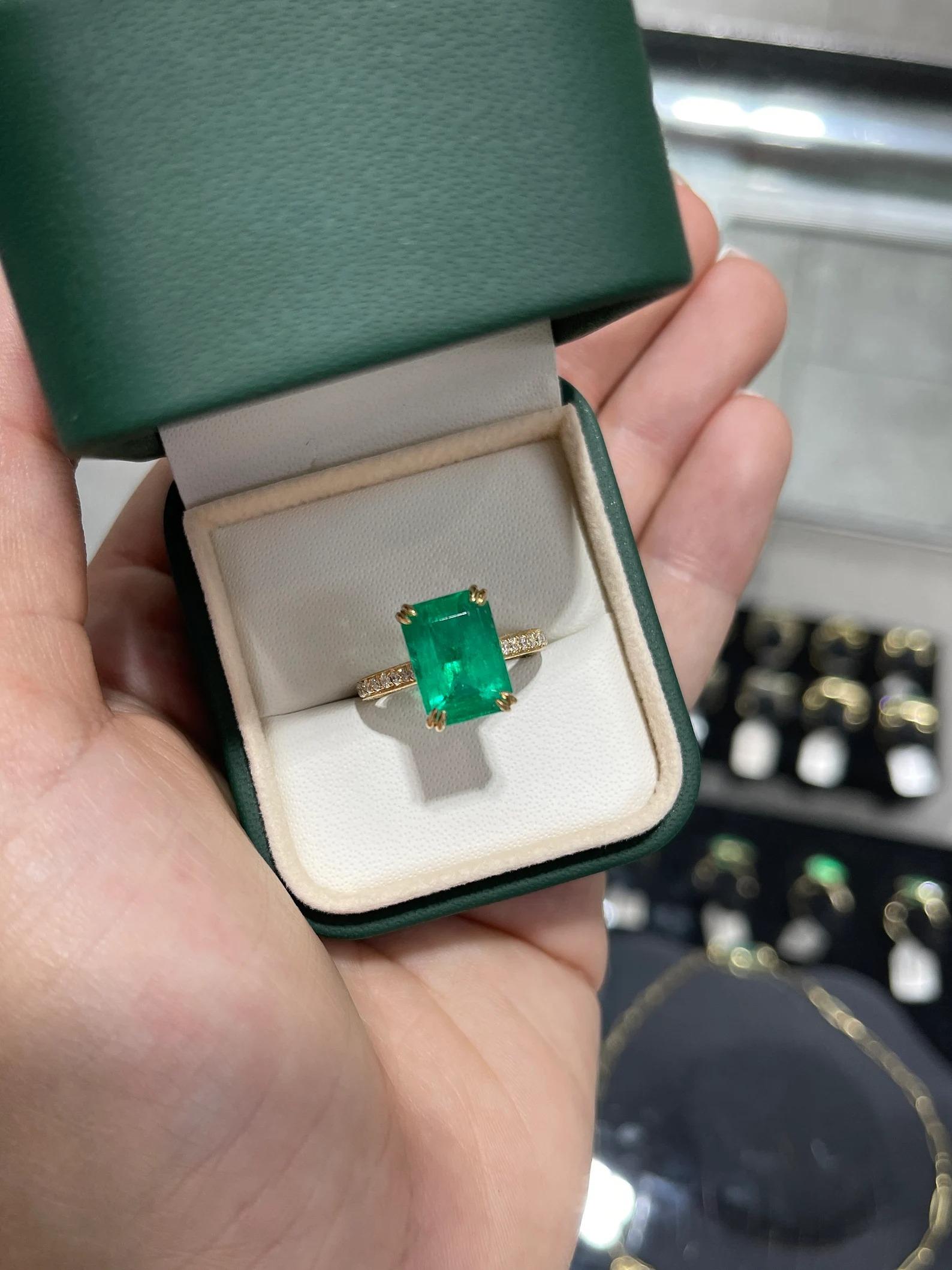 5.95tcw AAA Quality Colombian Emerald & Pave Diamond Accents Engagement Ring 18k In New Condition For Sale In Jupiter, FL