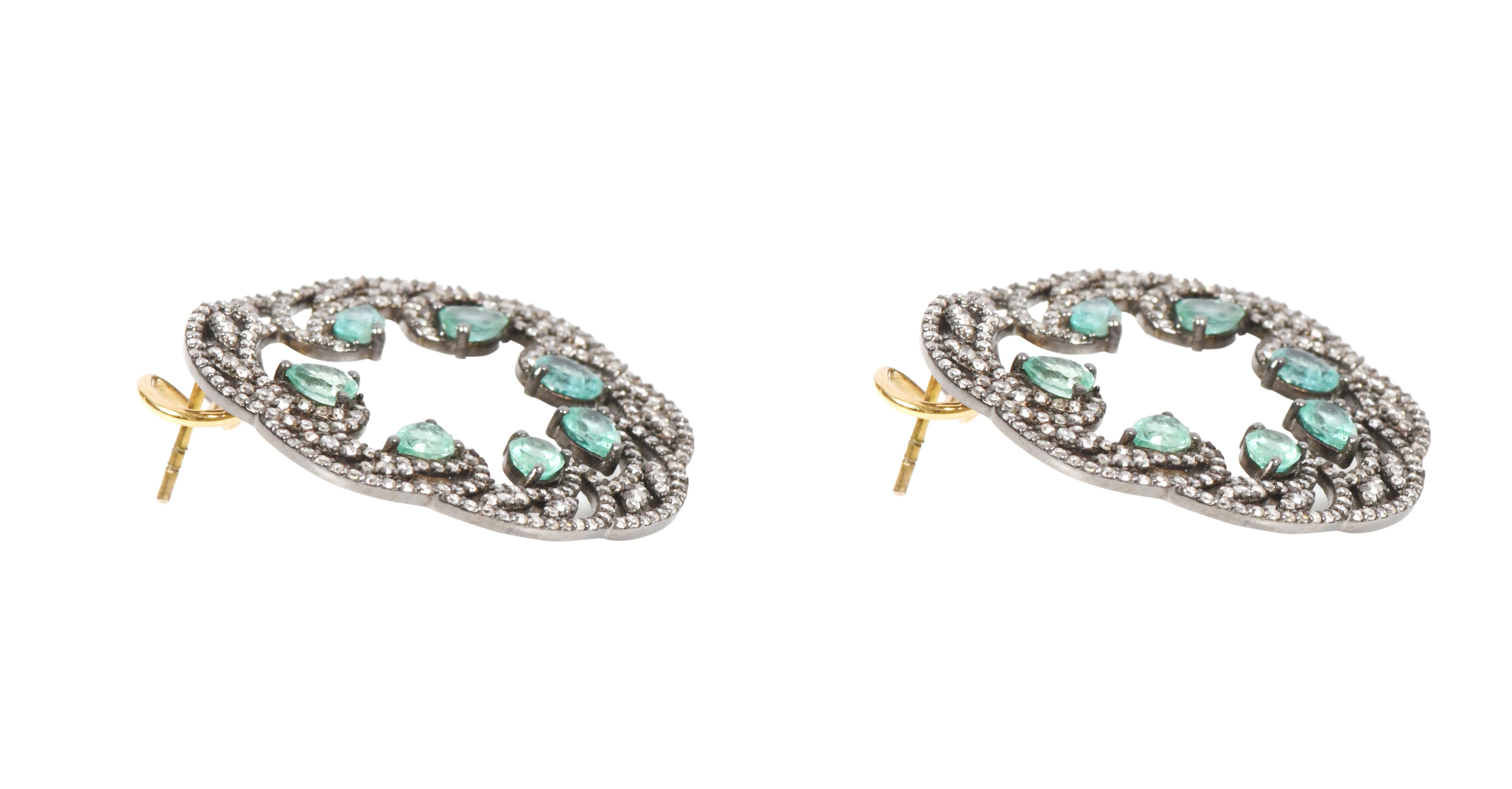 Women's 5.96 Carat Emerald and Diamond Modulation Hoop Earrings in Art-Deco Style For Sale