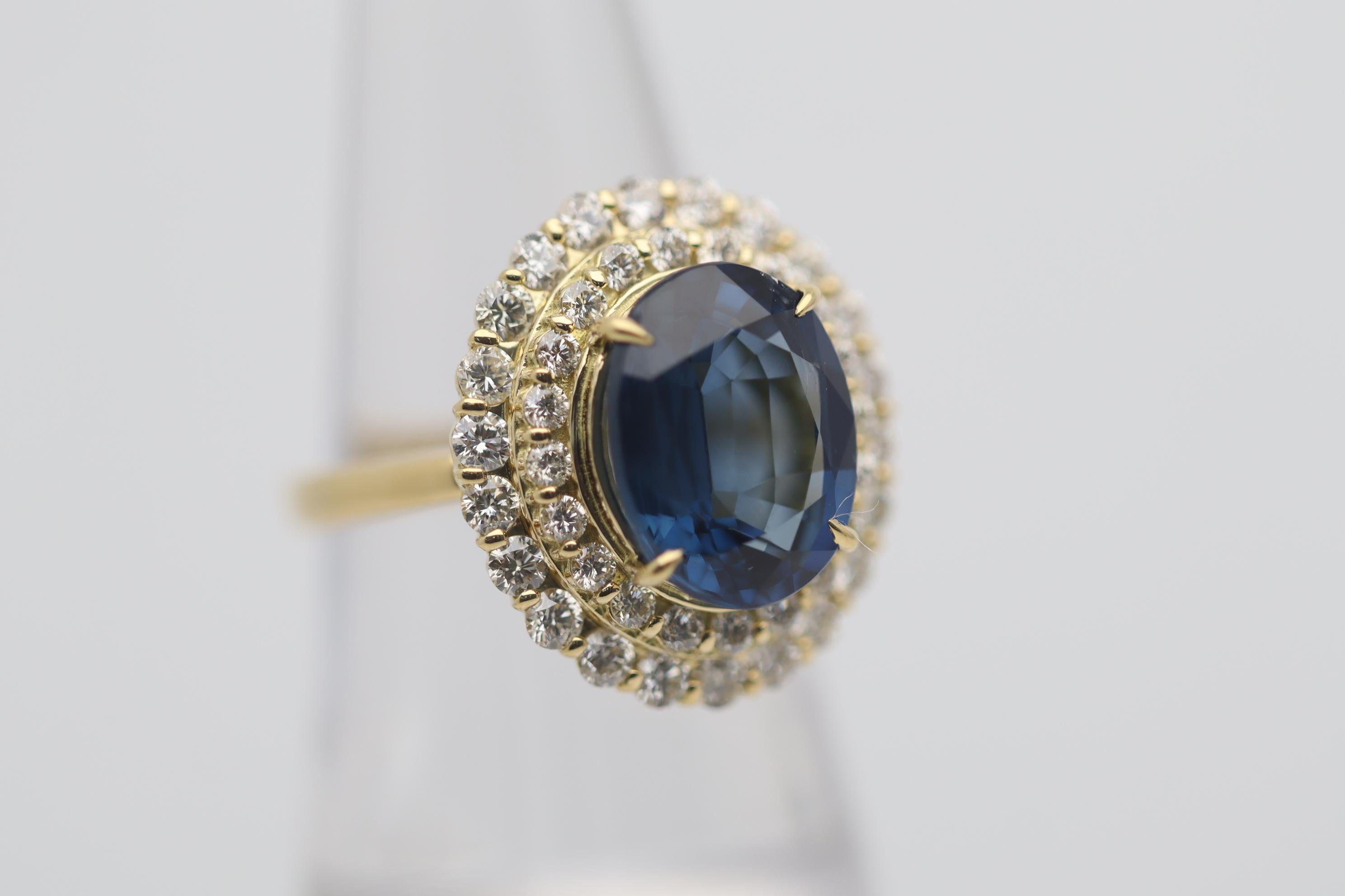 5.96 Carat Sapphire Diamond Double-Halo Gold Ring In New Condition For Sale In Beverly Hills, CA
