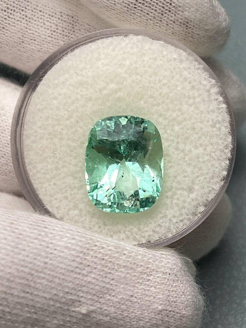 5.96 Carat Seafoam Green Colombian Emerald - Elongated Cushion Cut May Birthston In New Condition For Sale In Jupiter, FL