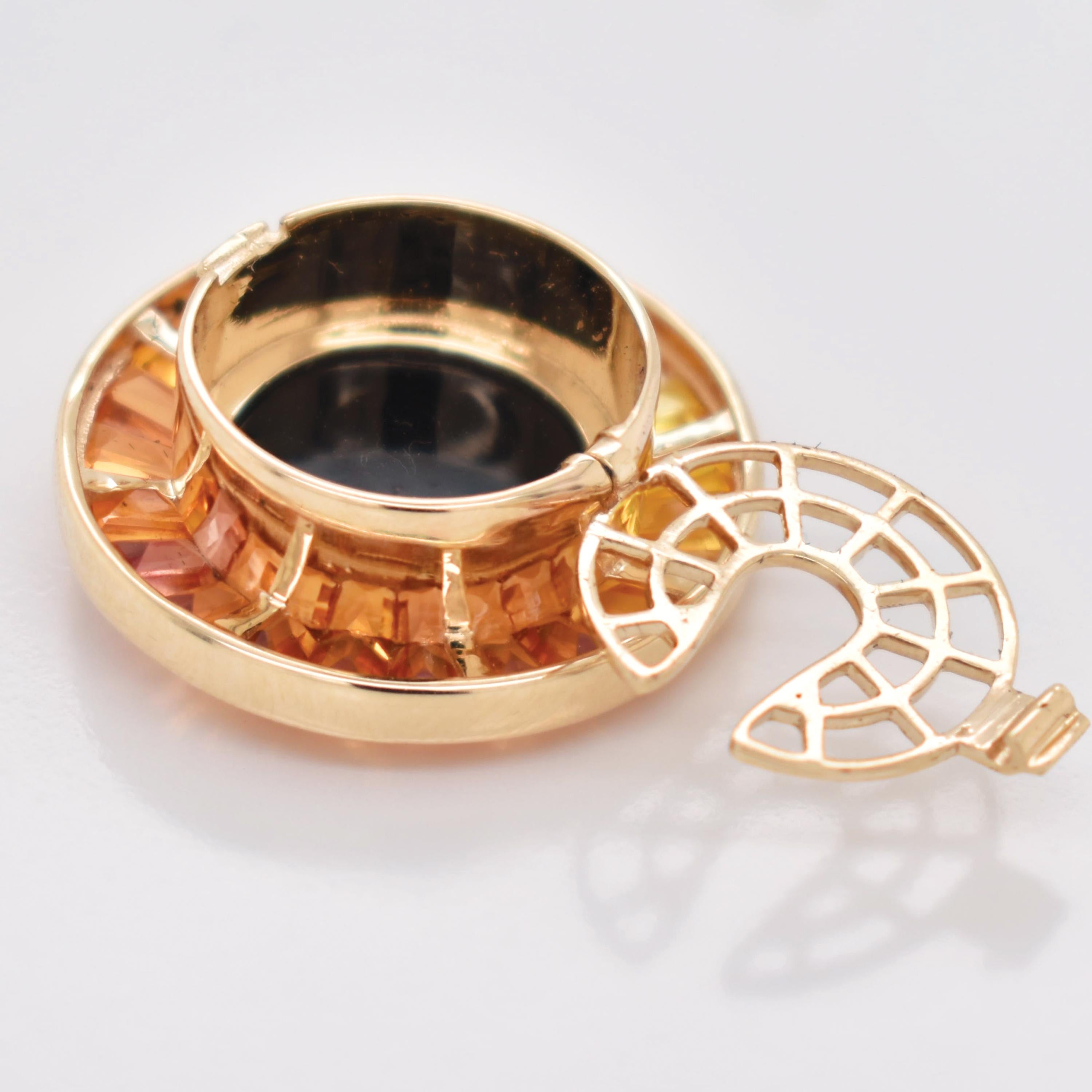 5.96 Carat Yellow Sapphire Baguette Cut Medusa Versace Cameo Shirt Gold Brooch For Sale 8