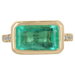 5,97tcw 14K Ost-West-Ring mit Smaragd-Emerald-Schliff und Diamant-Akzent-Lünette