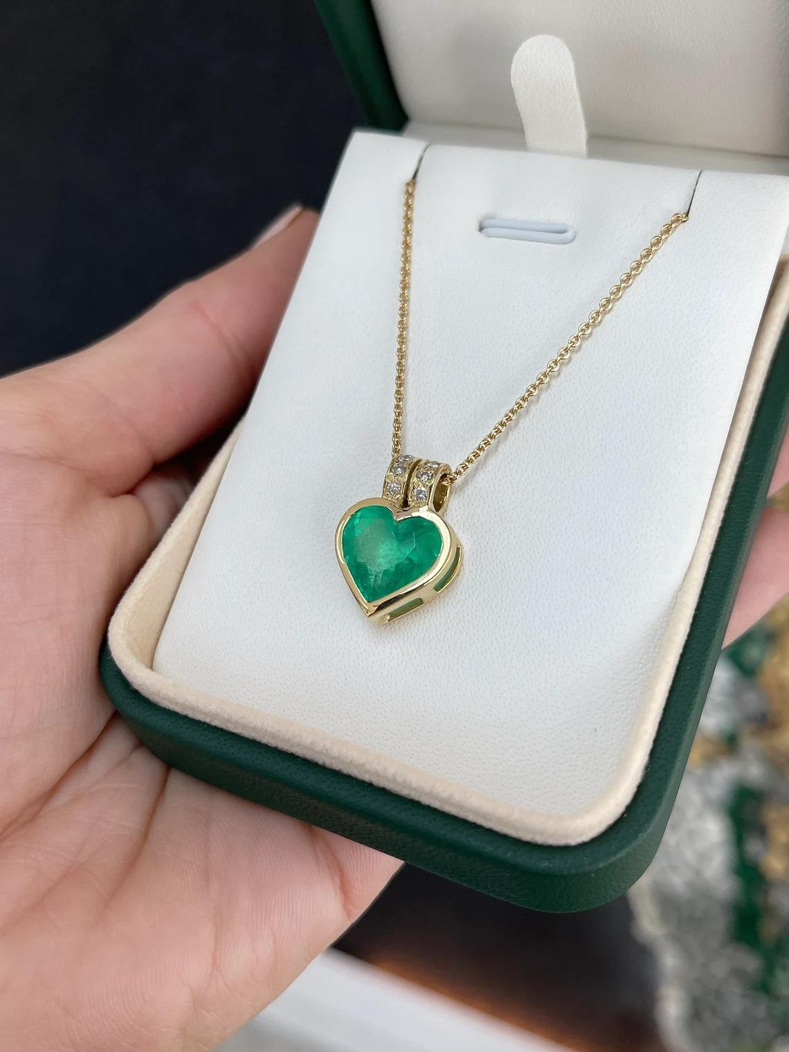 5.97tcw 18K Colombian Emerald Heart & Diamond Bale Accent Gold Bezel Pendant  In New Condition For Sale In Jupiter, FL