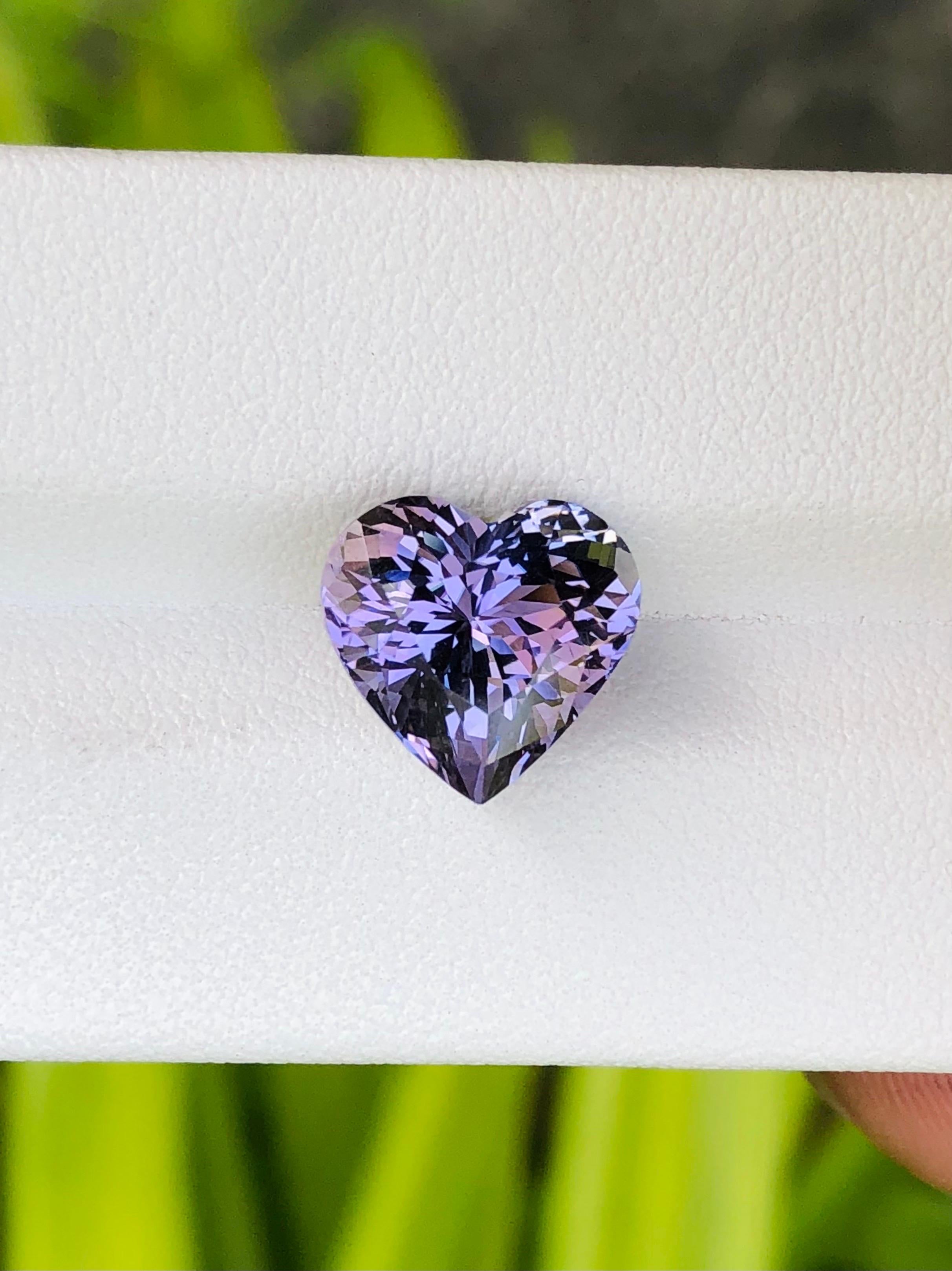 5,98 Ct AIG Zertifikat Natürlicher Tansanit Zoisit Unerhitzt Lila Farbe für Damen oder Herren im Angebot