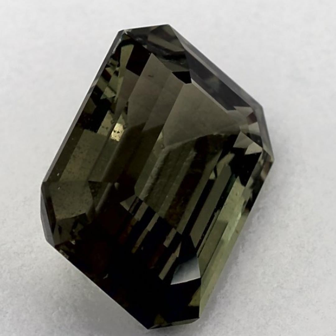 Gema suelta de zafiro verde octogonal de 5.99 qt en venta 2