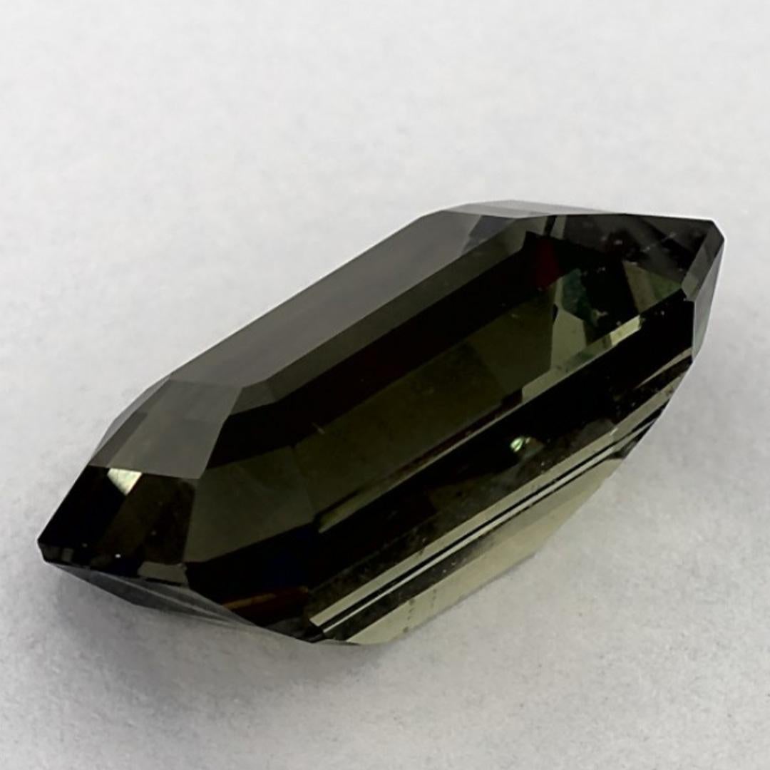 Gema suelta de zafiro verde octogonal de 5.99 qt en venta 3