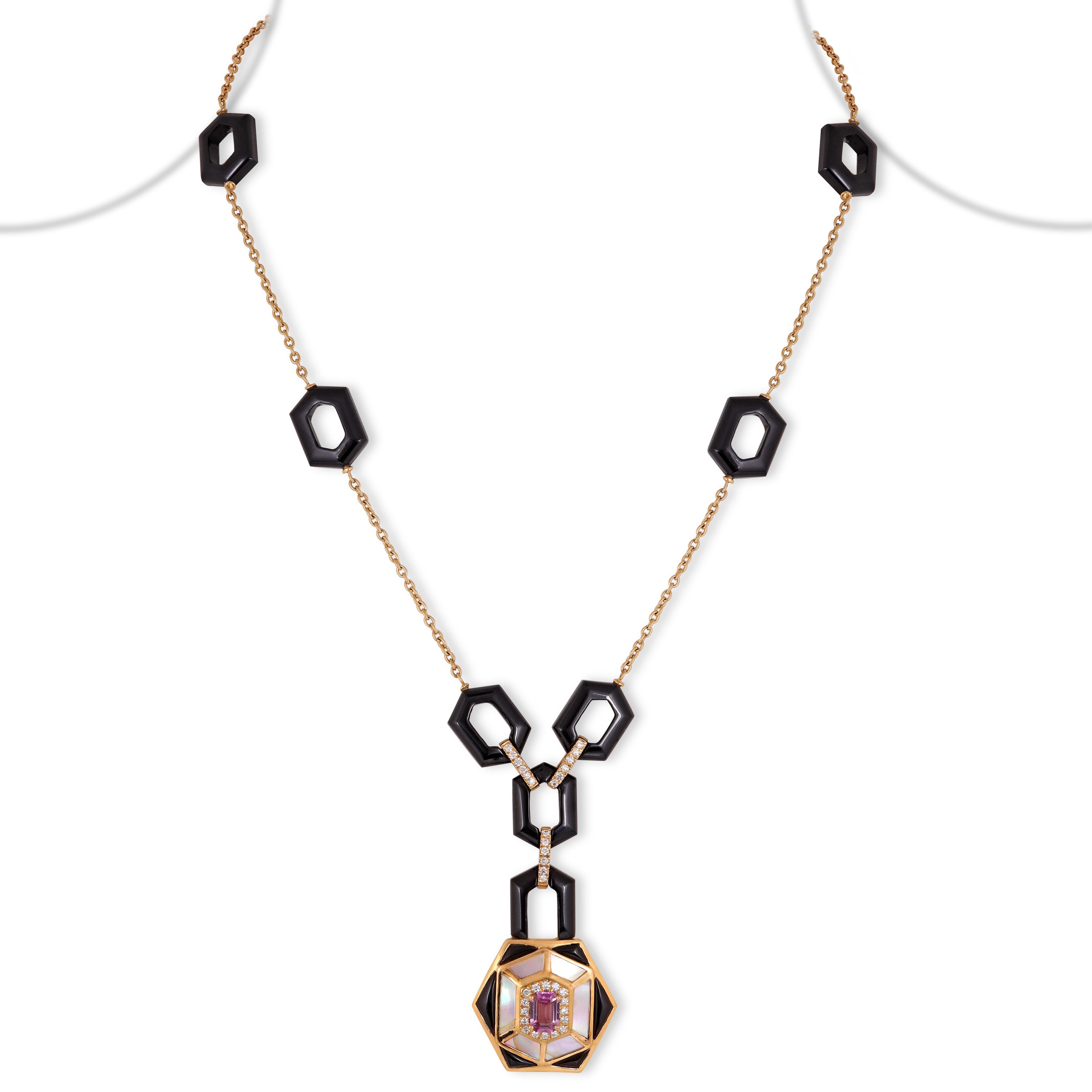  59.93 Carat Black Onyx, Sapphire & Diamond Chain Necklace in 18k Gold

Gold studded with  Black Onyx, Sapphire & Diamond
Chain Necklace
Accessorize your look with this elegant Clear Multi sapphire chain necklace. This stunning piece of jewelry