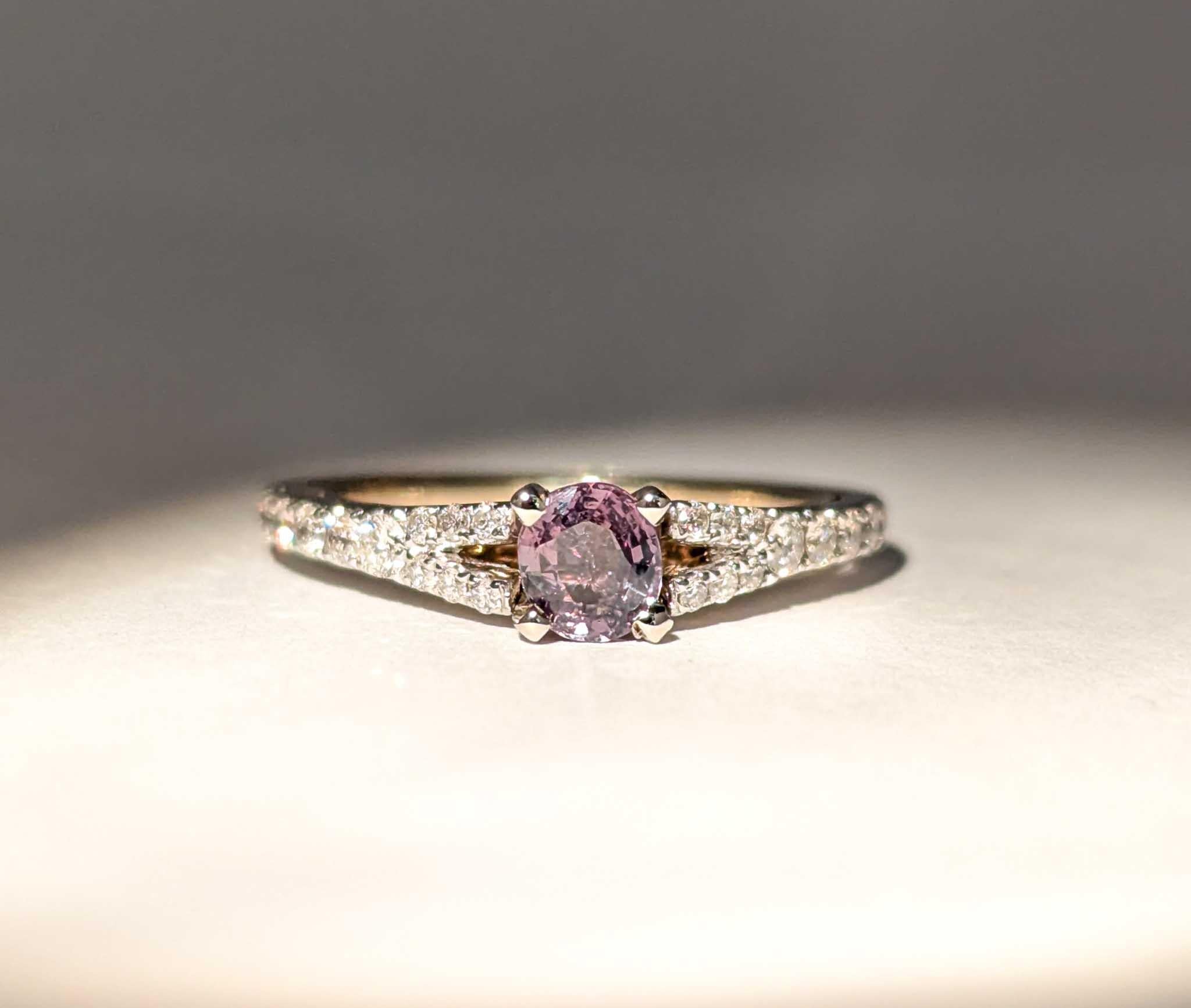.59ct Alexandrite & Diamond Platinum/Yellow Gold Ring For Sale 2