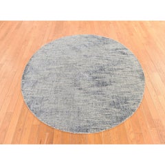 5'9"x5'9" Beige-Gray Jacquard Hand Loomed Modern Design Wool and Silk Round Rug