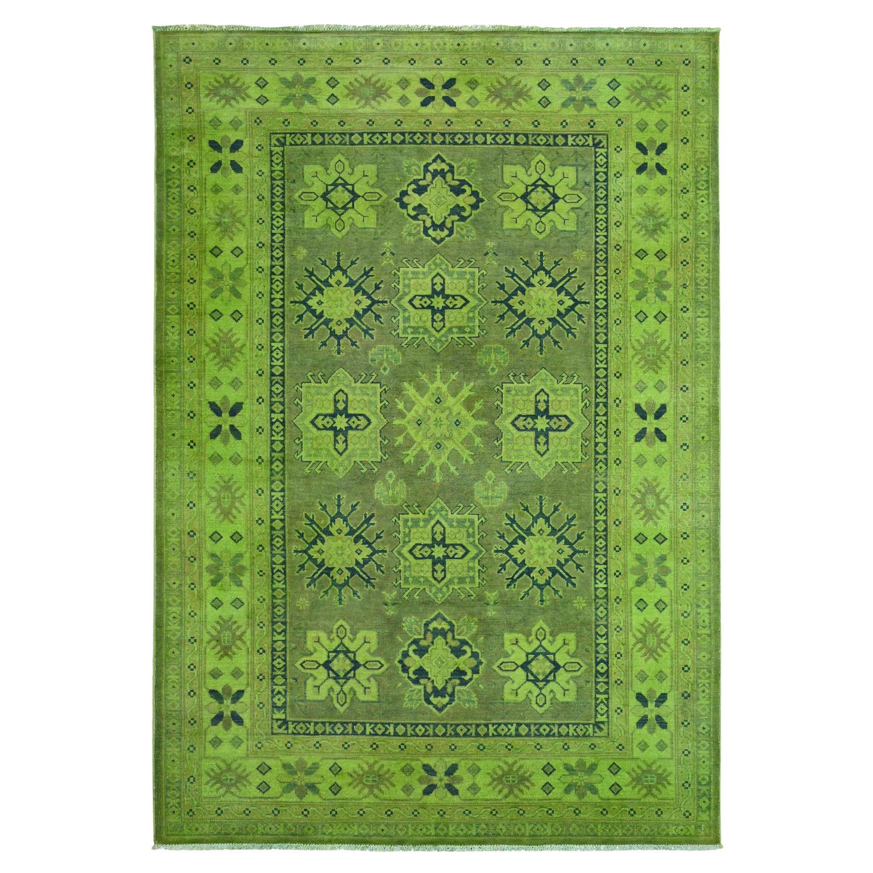 5
9 "x8
7" Pickle Green Overdyed Kazak Geometric Pattern Tapis de laine noué à la main