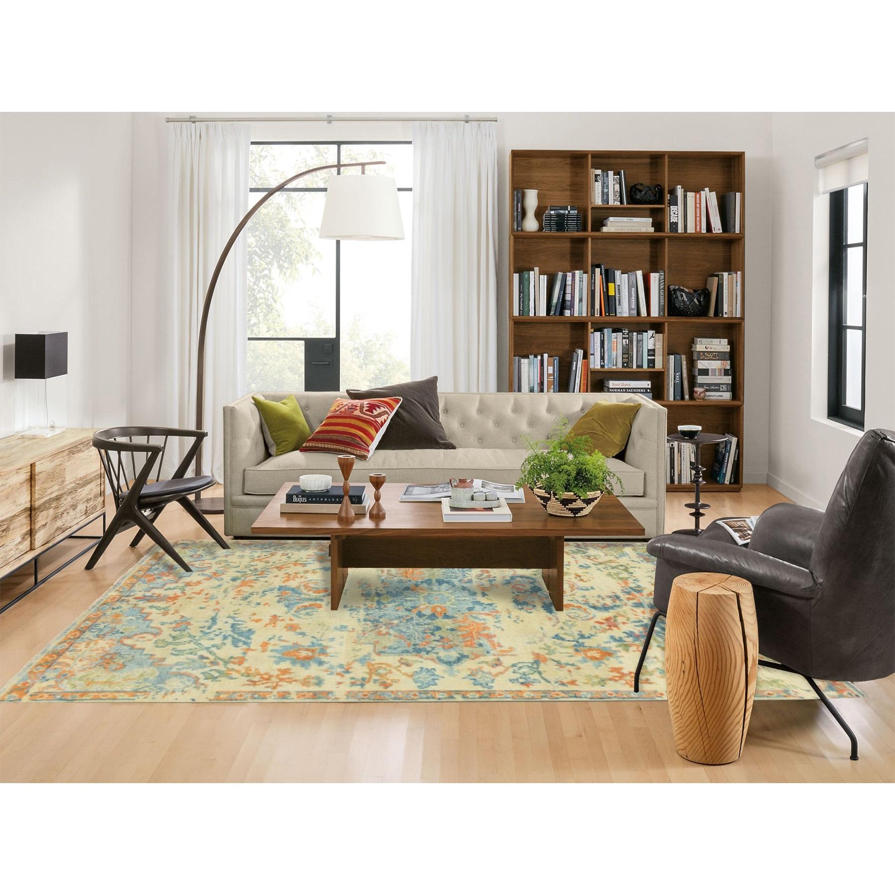 This is a truly genuine one-of-a-kind Ivory Variegated Broken Heriz Design Supple Collection Pure Wool Hand Knotted Oriental Rug. It has been Knotted for months and months in the centuries-old weaving craftsmanship techniques by expert