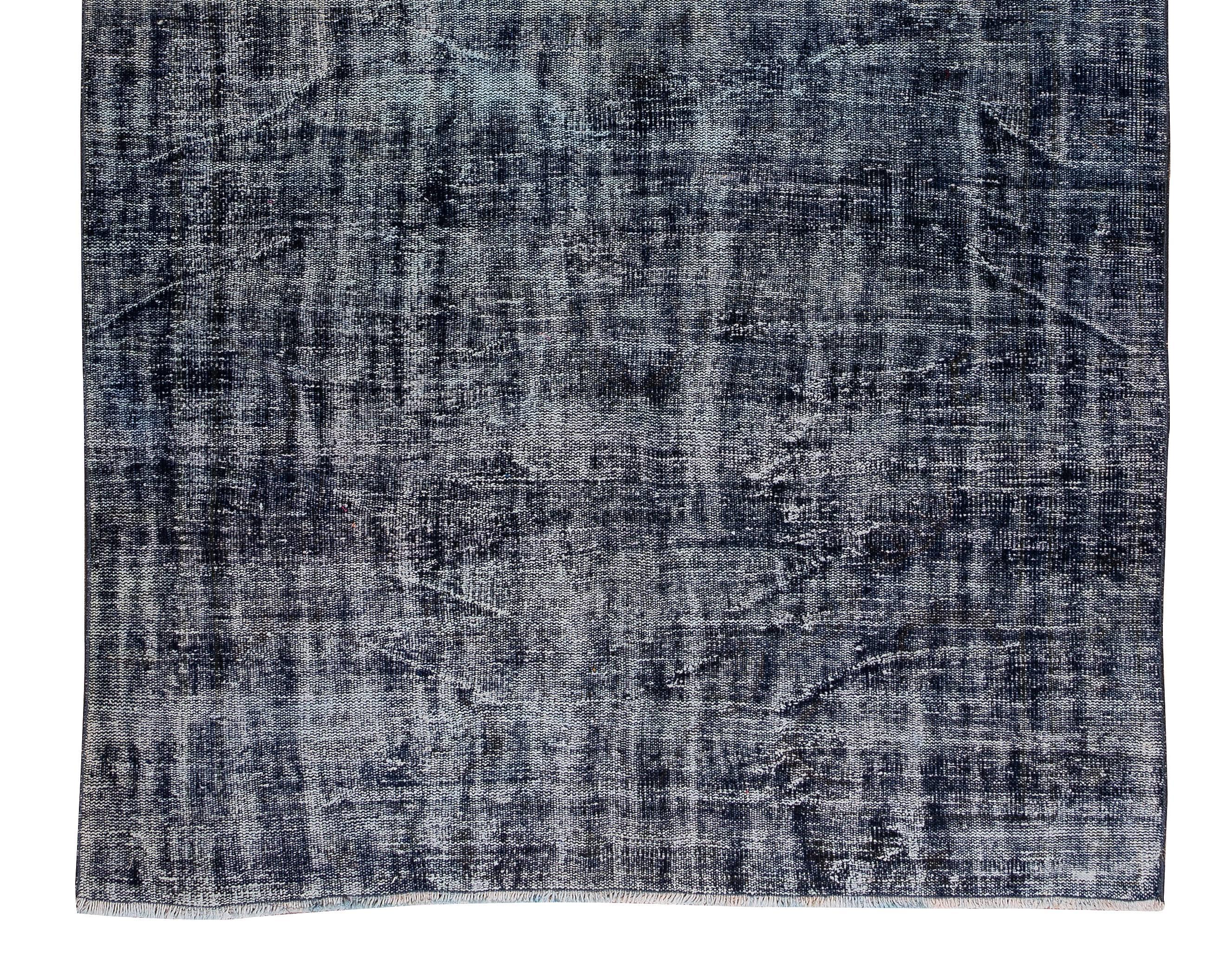 5.9x9,4 Ft Vintage Handgefertigter Teppich aus türkischer Wolle in Marineblau, 4 moderne Inneneinrichtung (Handgeknüpft) im Angebot