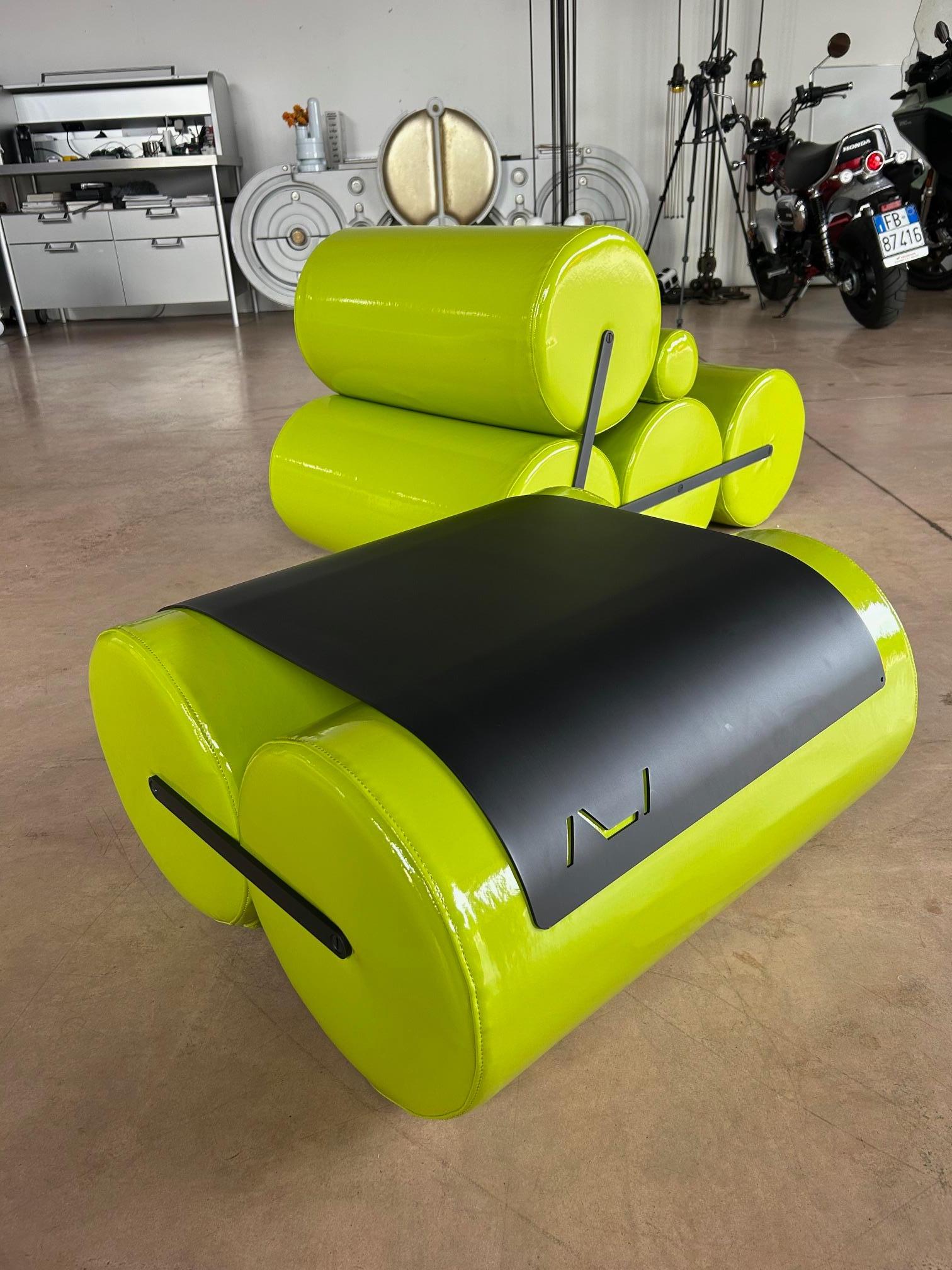 fauteuil et ottoman 