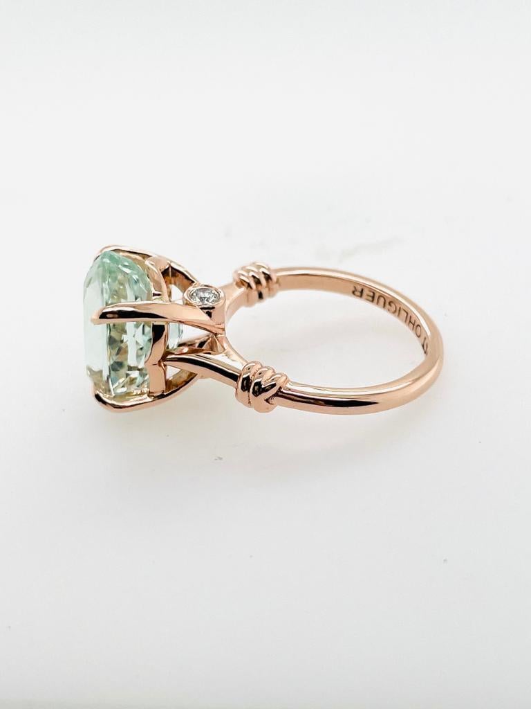 *Custom made to order* Please contact our design team to choose your stone and your finger size 

5ct Natural Aquamarine 

Oval cut 

0.12ct of FSI white diamonds ( two diamonds set underneath setting)

18ct rose gold ( also available In 18ct yellow