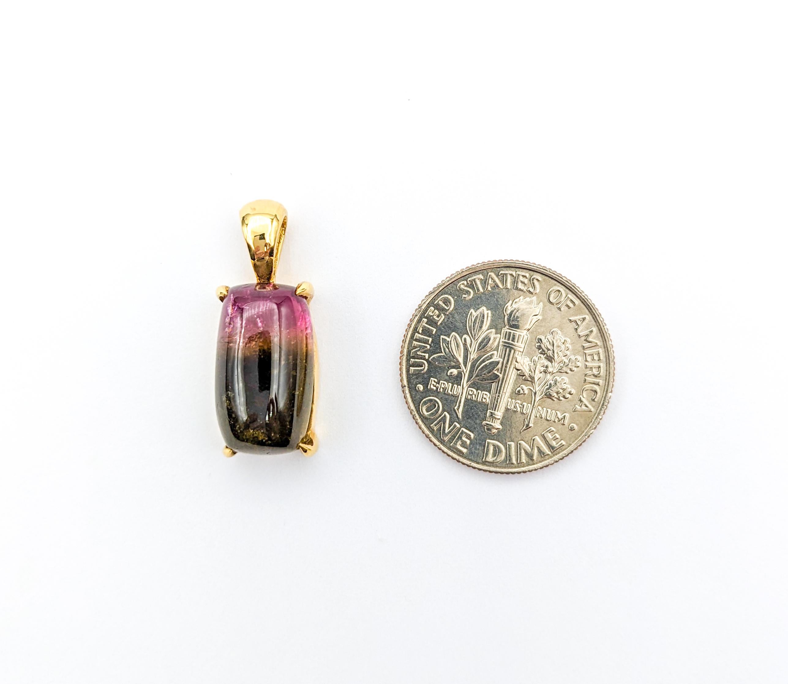 5ct Cabochon Watermelon Tourmaline Pendant In Yellow Gold For Sale 1