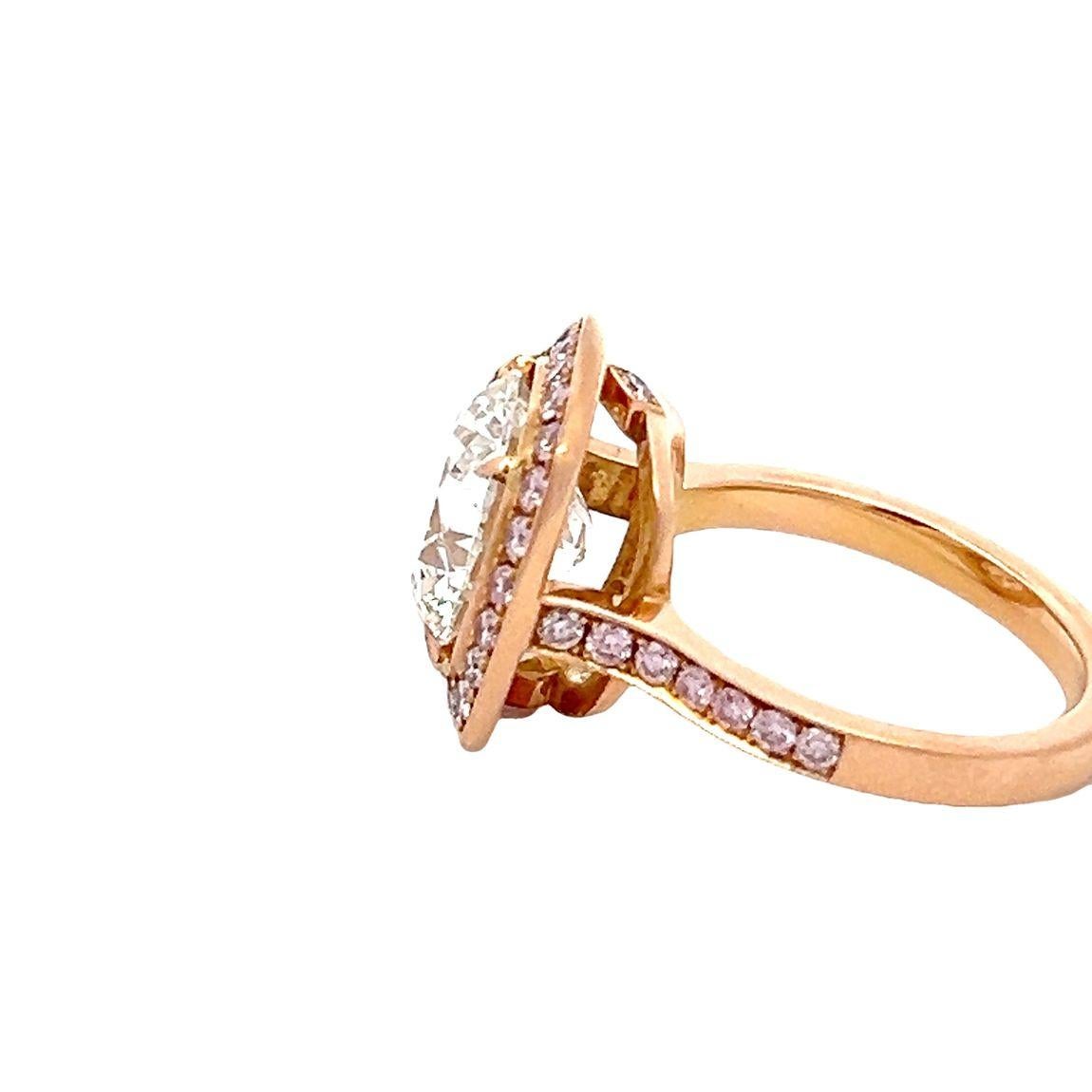 Brilliant Cut 5ct Diamond Ring with Fancy Pink Diamond Halo For Sale