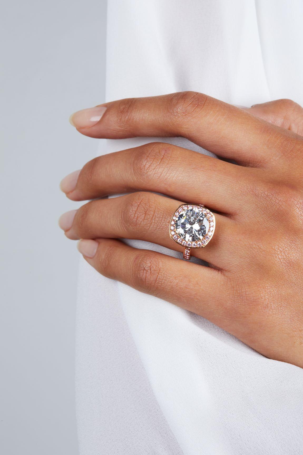 Women's 5ct Diamond Ring with Fancy Pink Diamond Halo For Sale