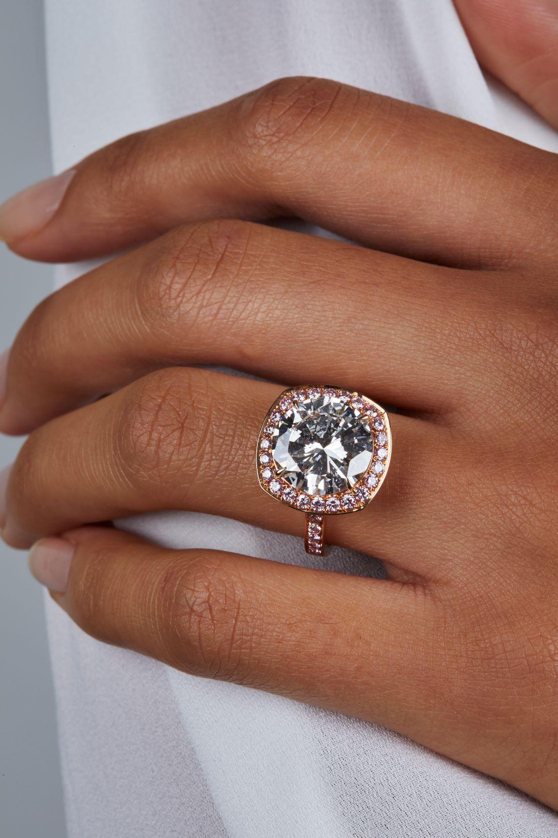 5ct Diamond Ring with Fancy Pink Diamond Halo For Sale 2