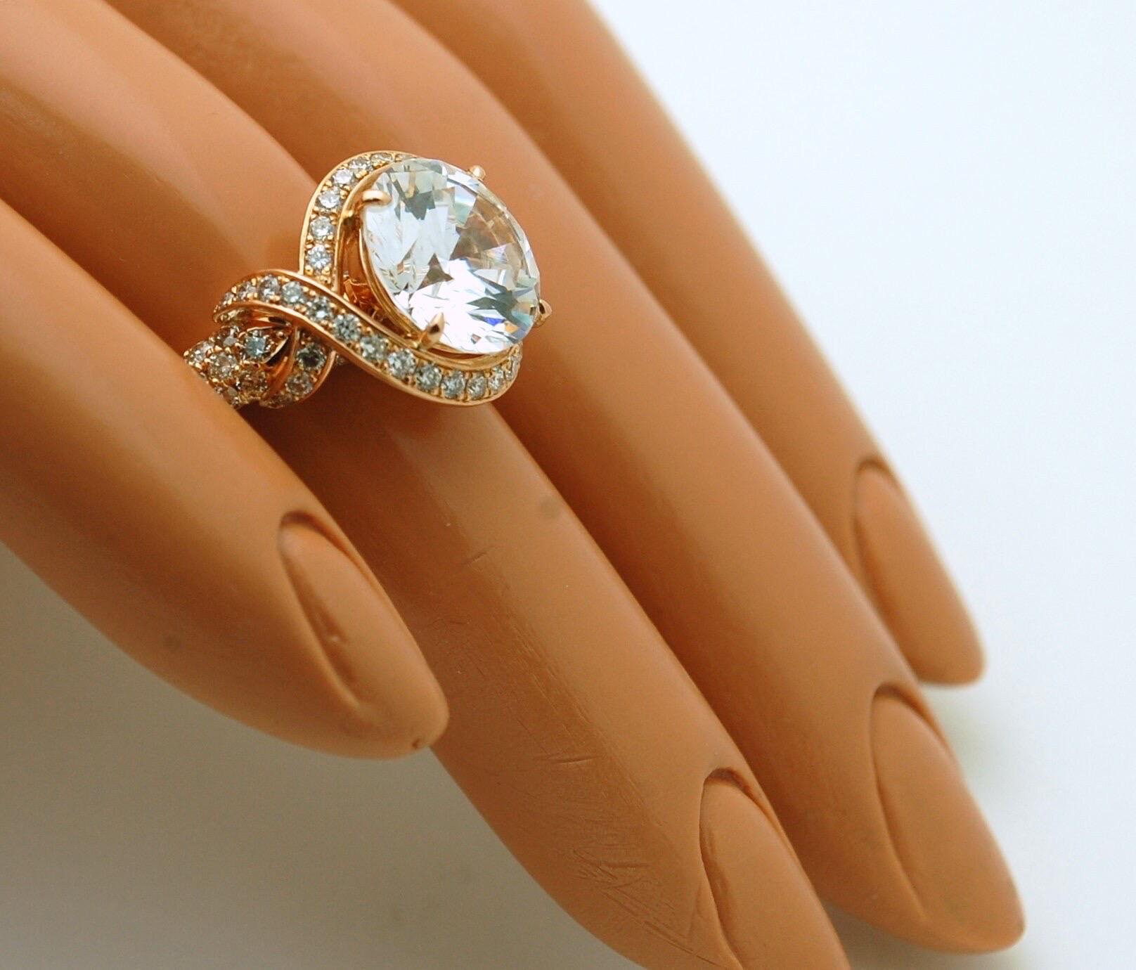 5ct Engagement ring 18KT rose gold luxurious ring Moissanite engagement ring In New Condition For Sale In Boca Raton, FL