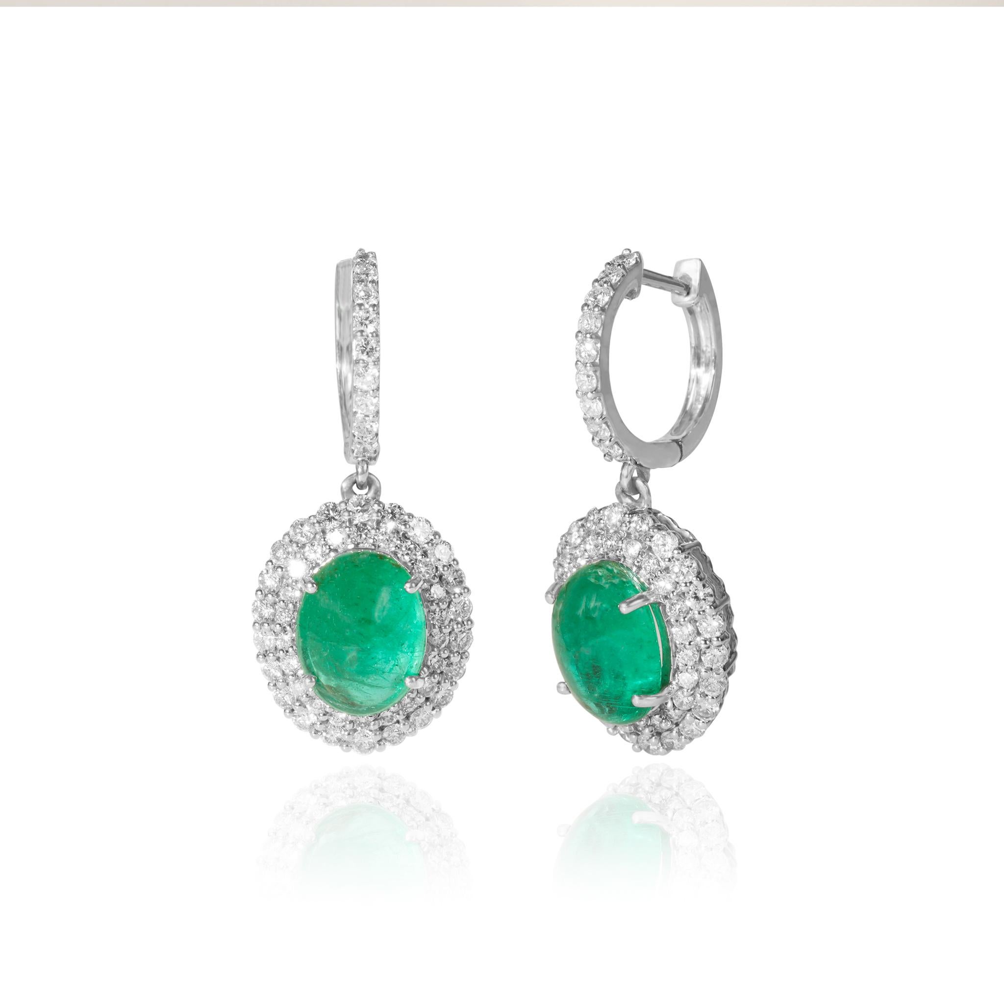 Oval Cut 5ct Exceptional Natural Oval Emerald Dangle Earrings Halo Diamond in 18k gold For Sale
